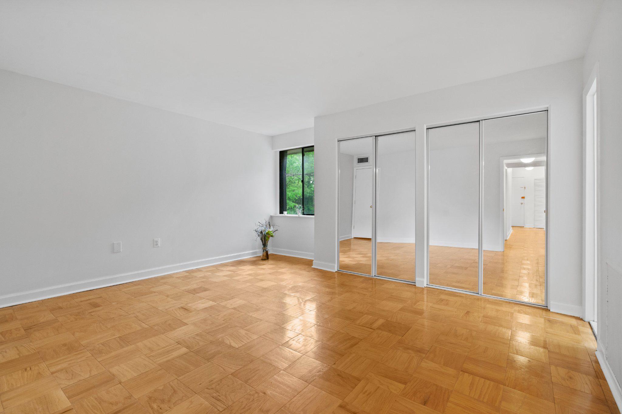 AMERICANA FINMARK - Residential