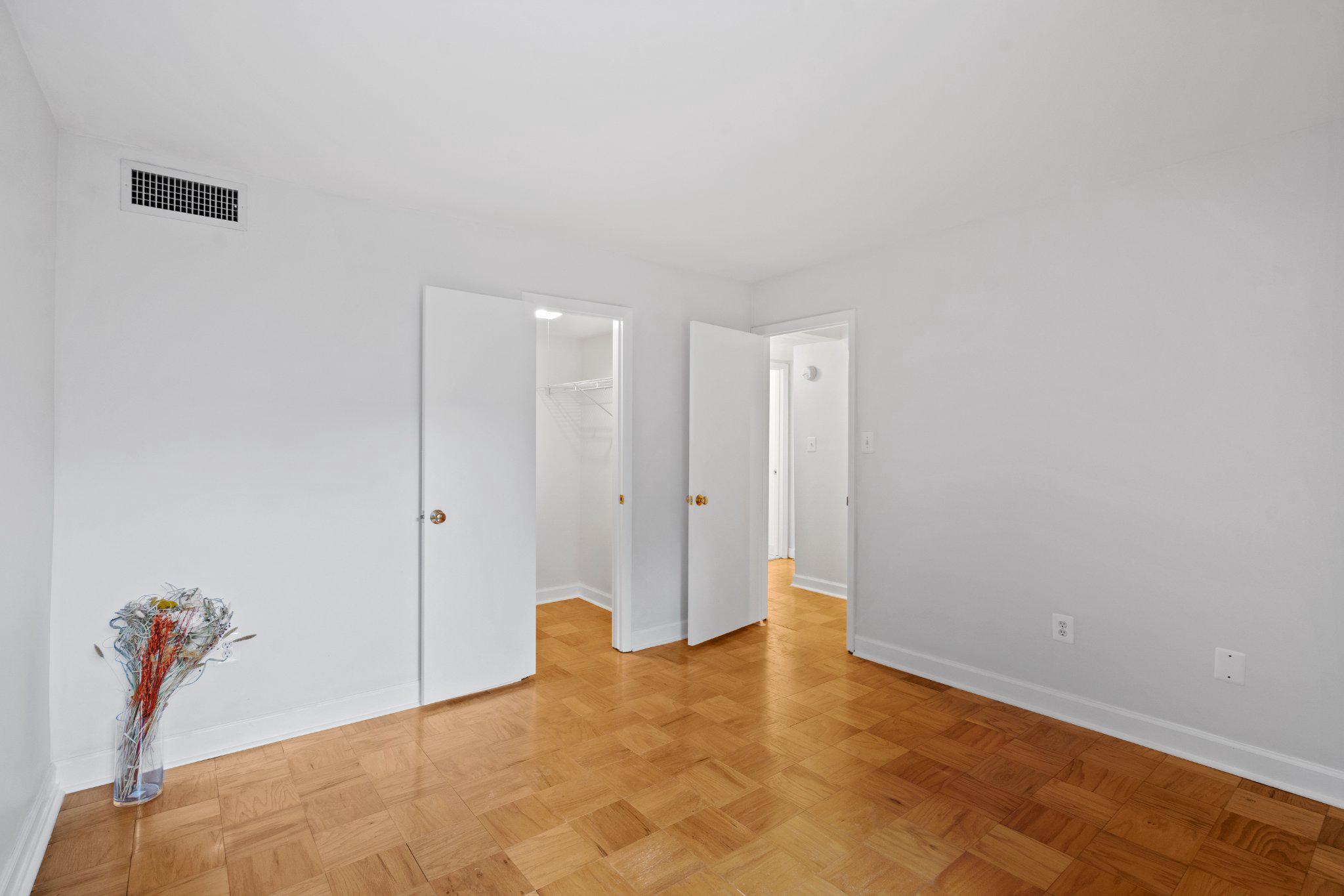 AMERICANA FINMARK - Residential