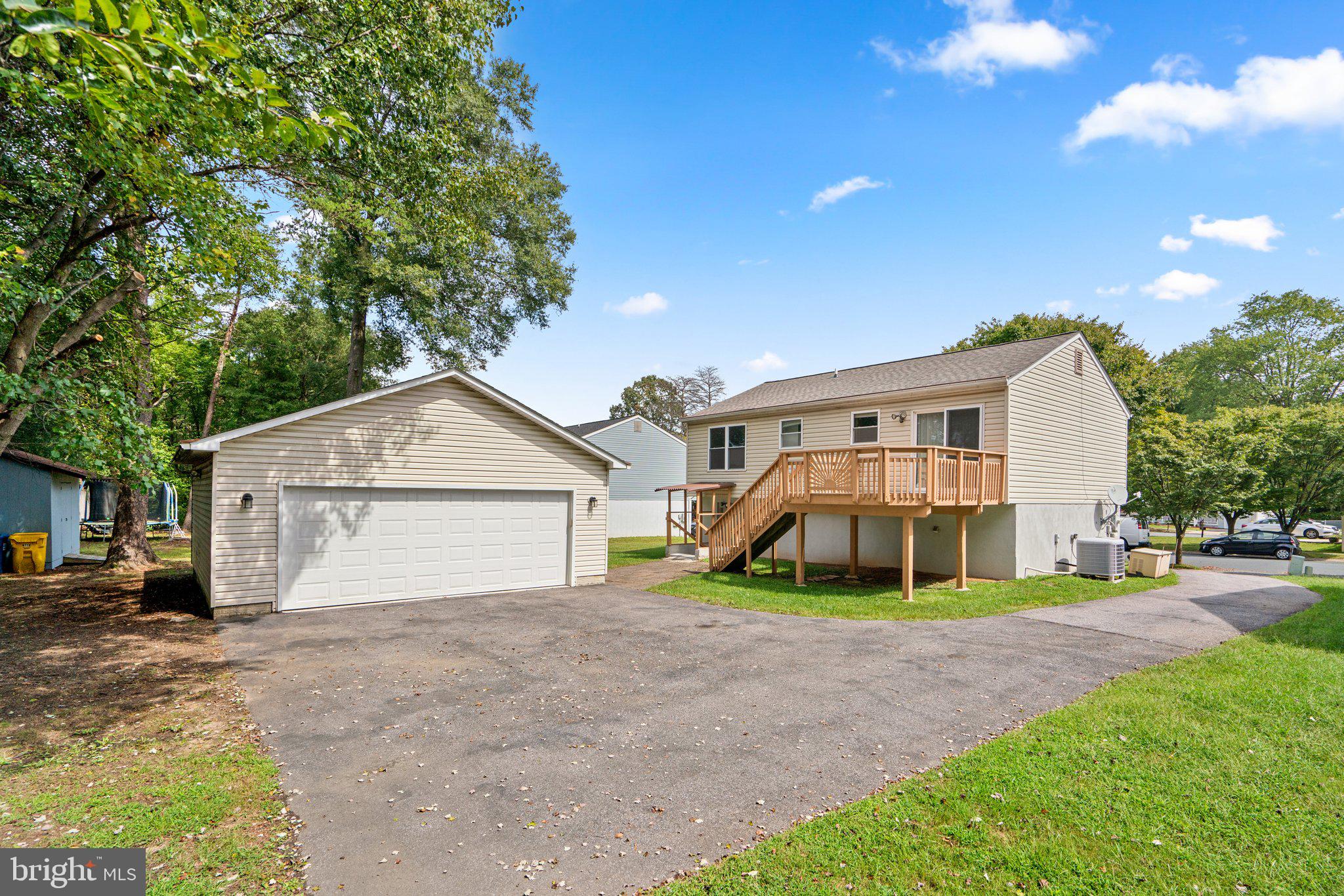 WINDSWEPT ESTATES - Residential