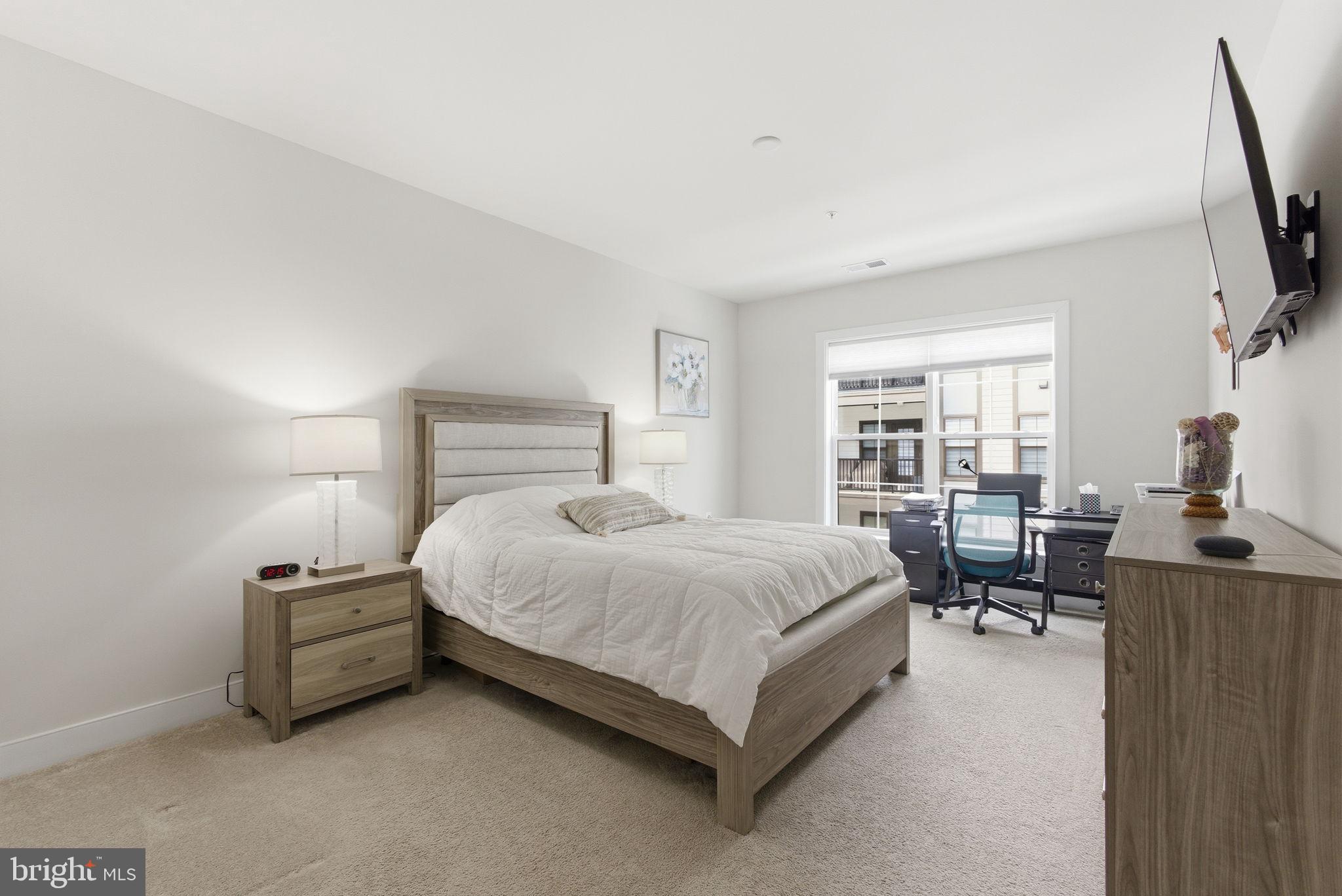 NATIONAL HARBOR - Residential