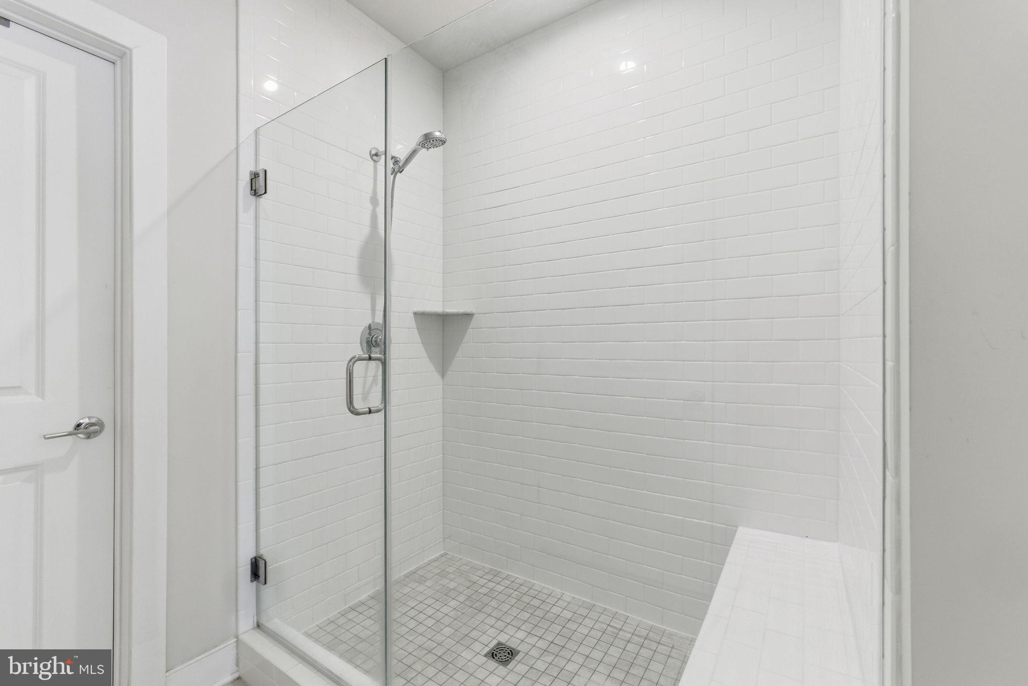 NATIONAL HARBOR - Residential