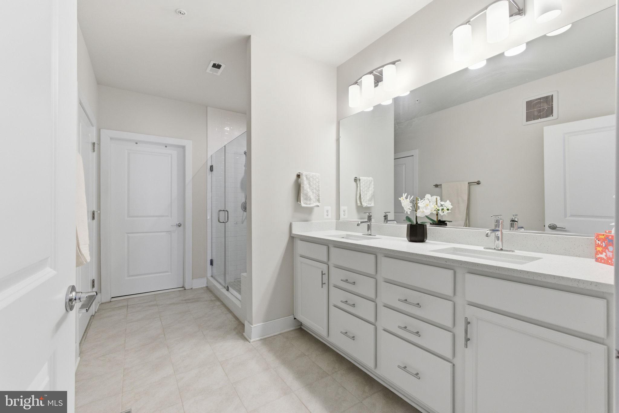 NATIONAL HARBOR - Residential