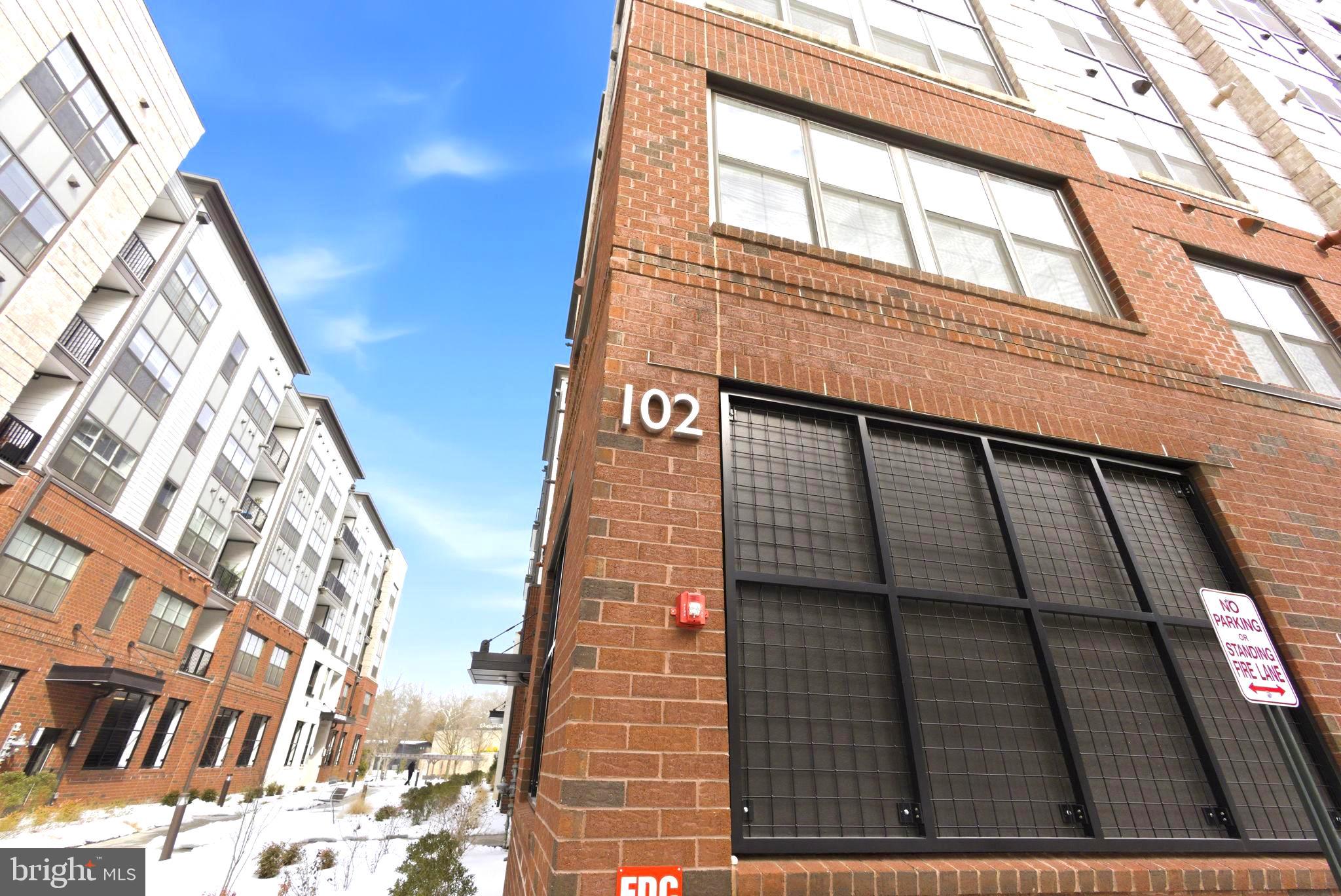 NATIONAL HARBOR - Residential