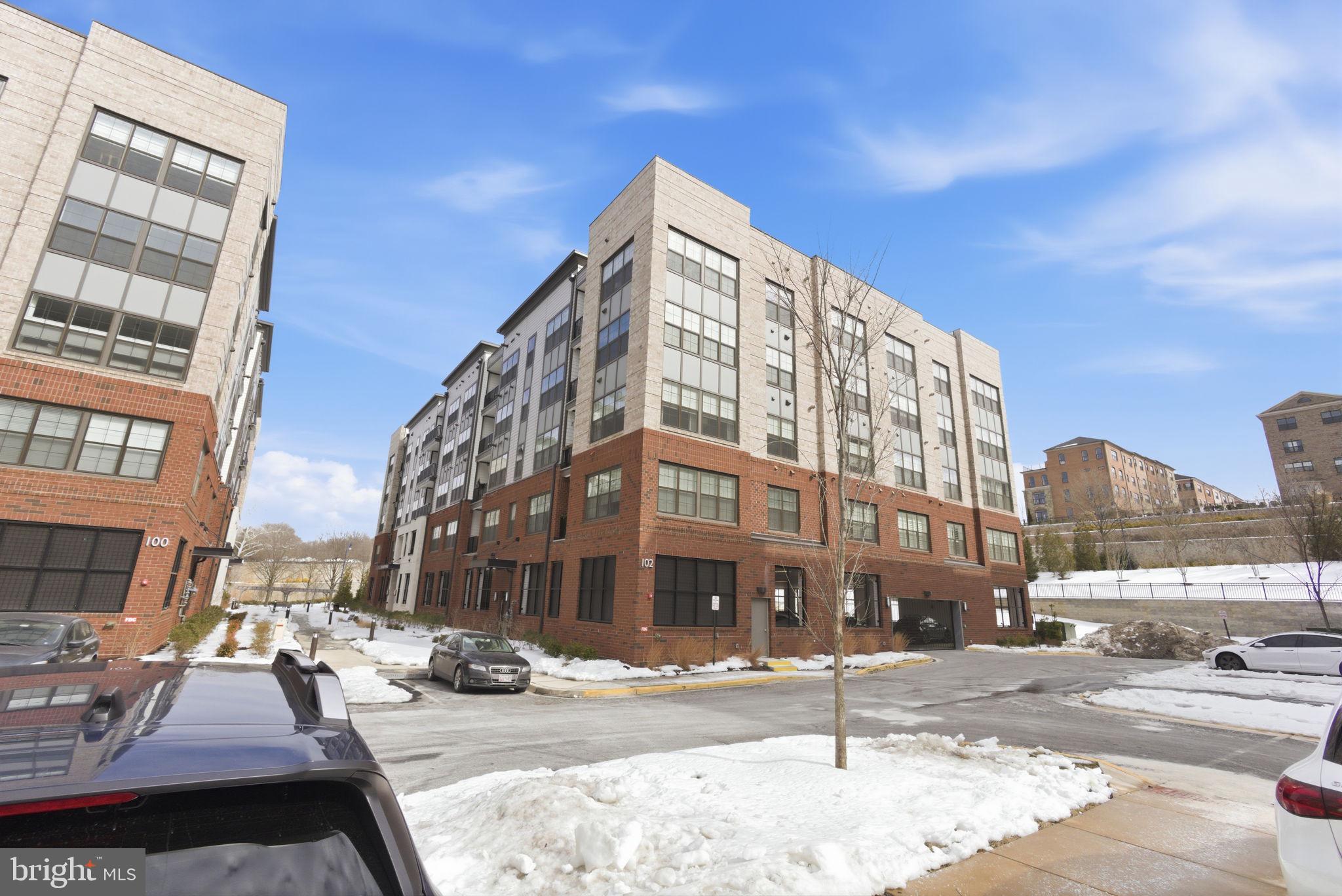 NATIONAL HARBOR - Residential