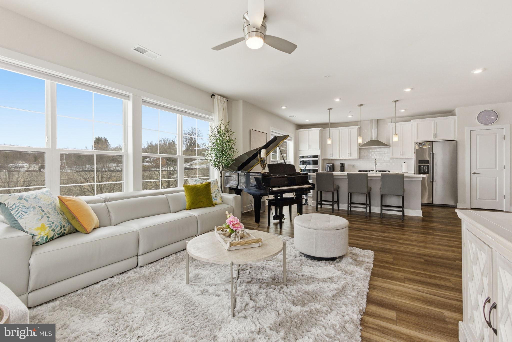 NATIONAL HARBOR - Residential