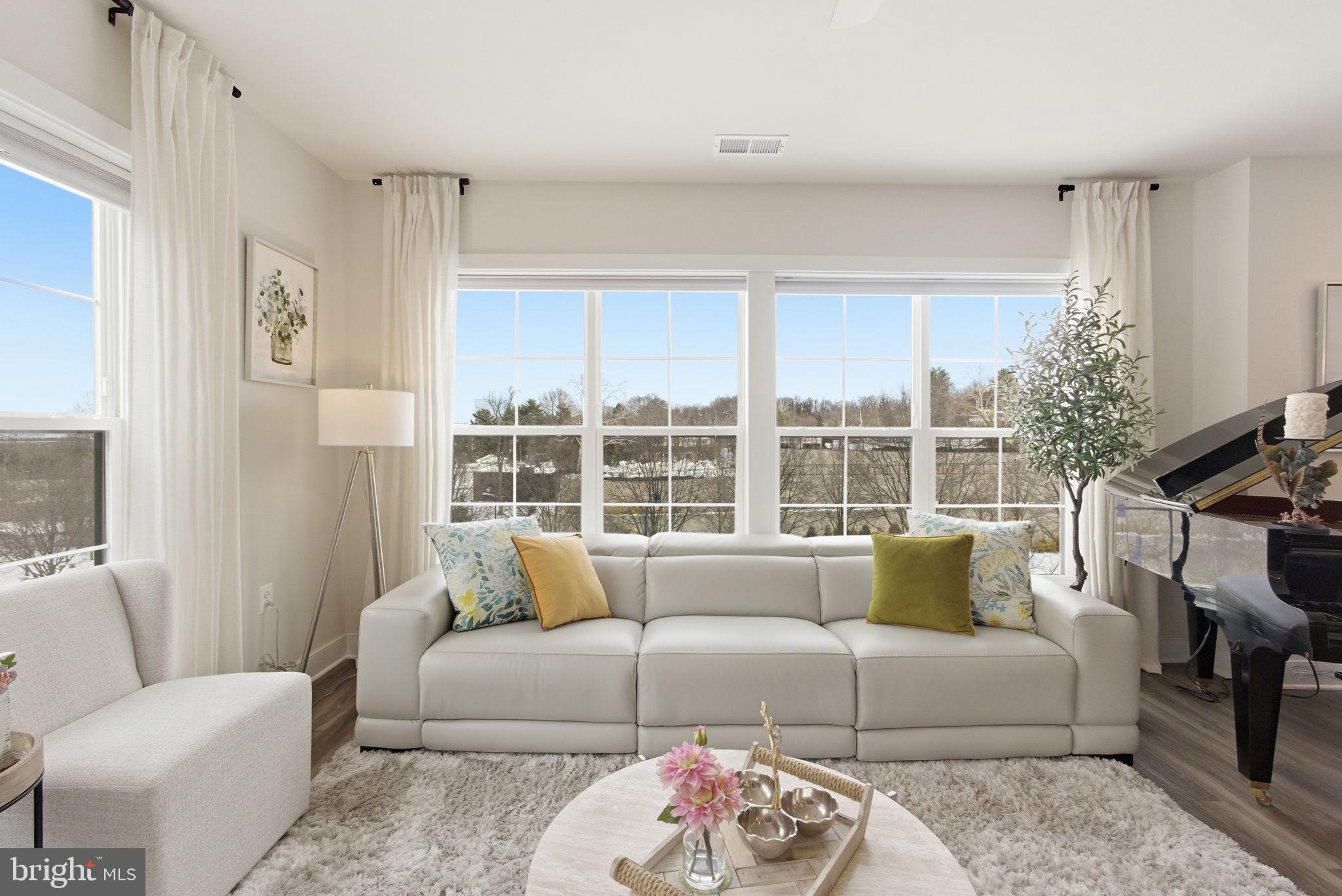 NATIONAL HARBOR - Residential