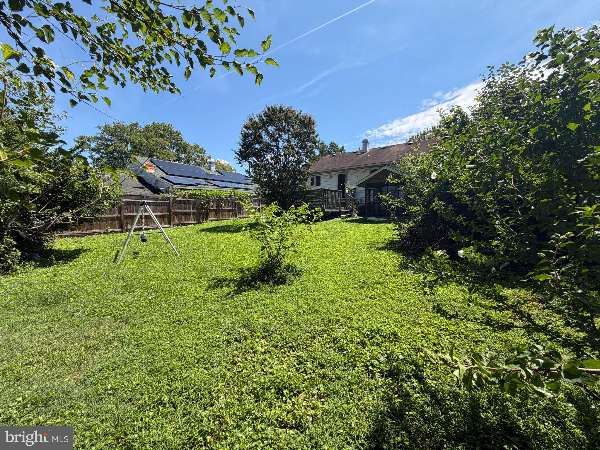 1218 BROADWOOD DRIVE