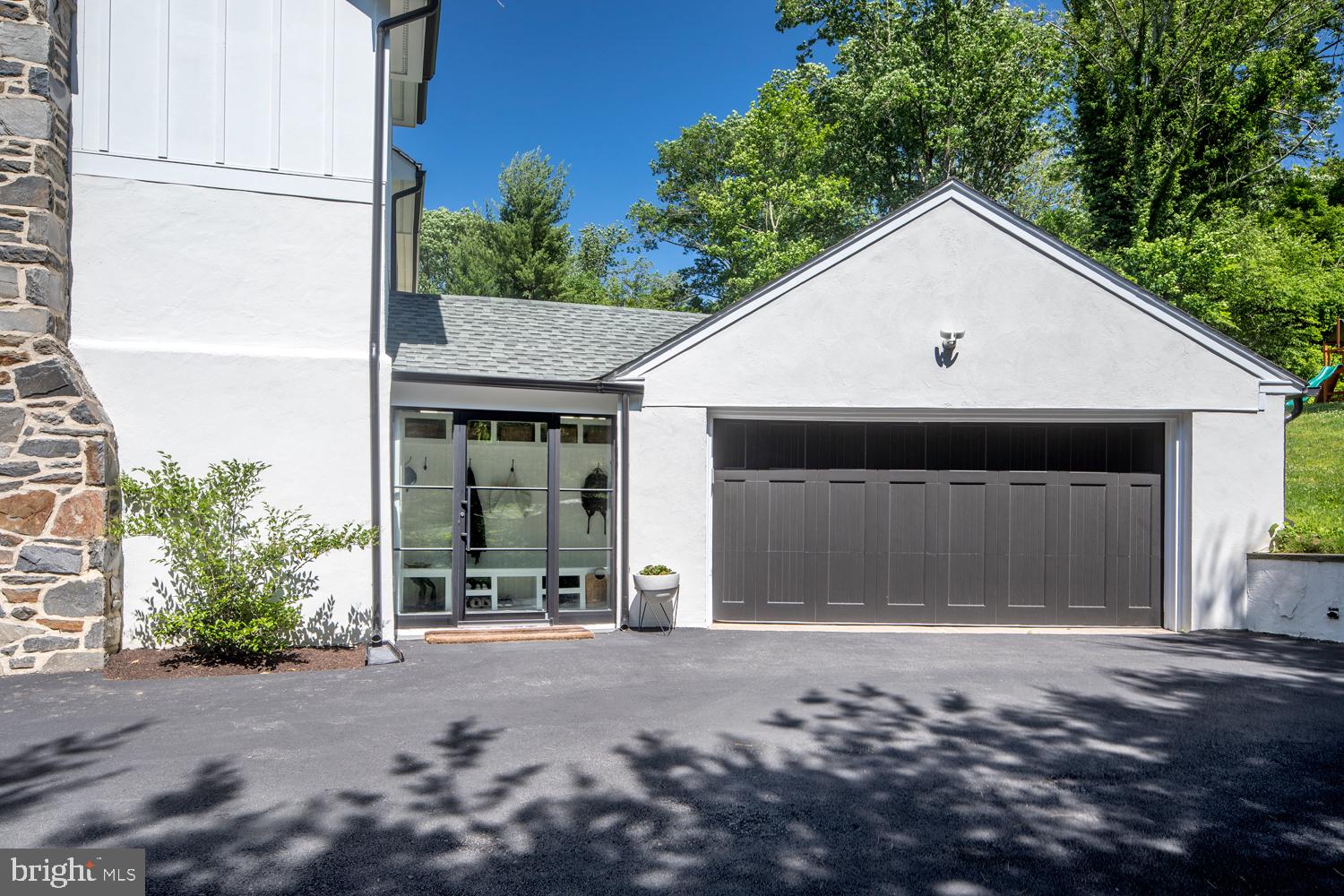 GLADWYNE - Residential