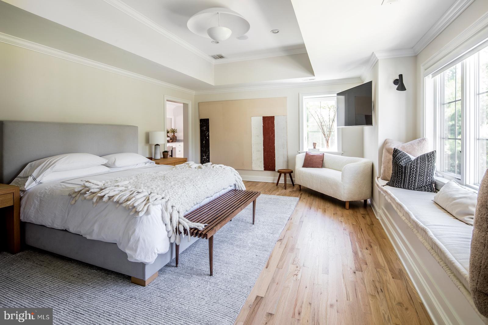 GLADWYNE - Residential