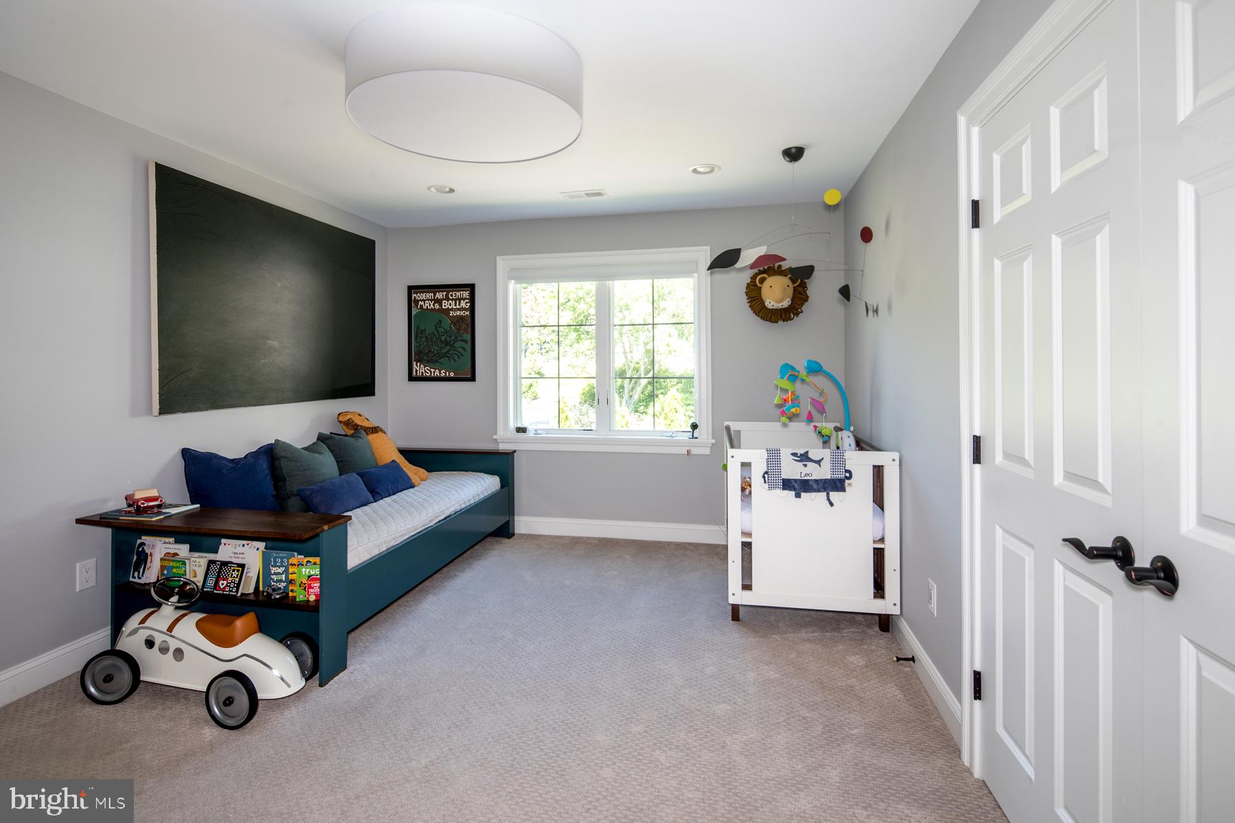 GLADWYNE - Residential