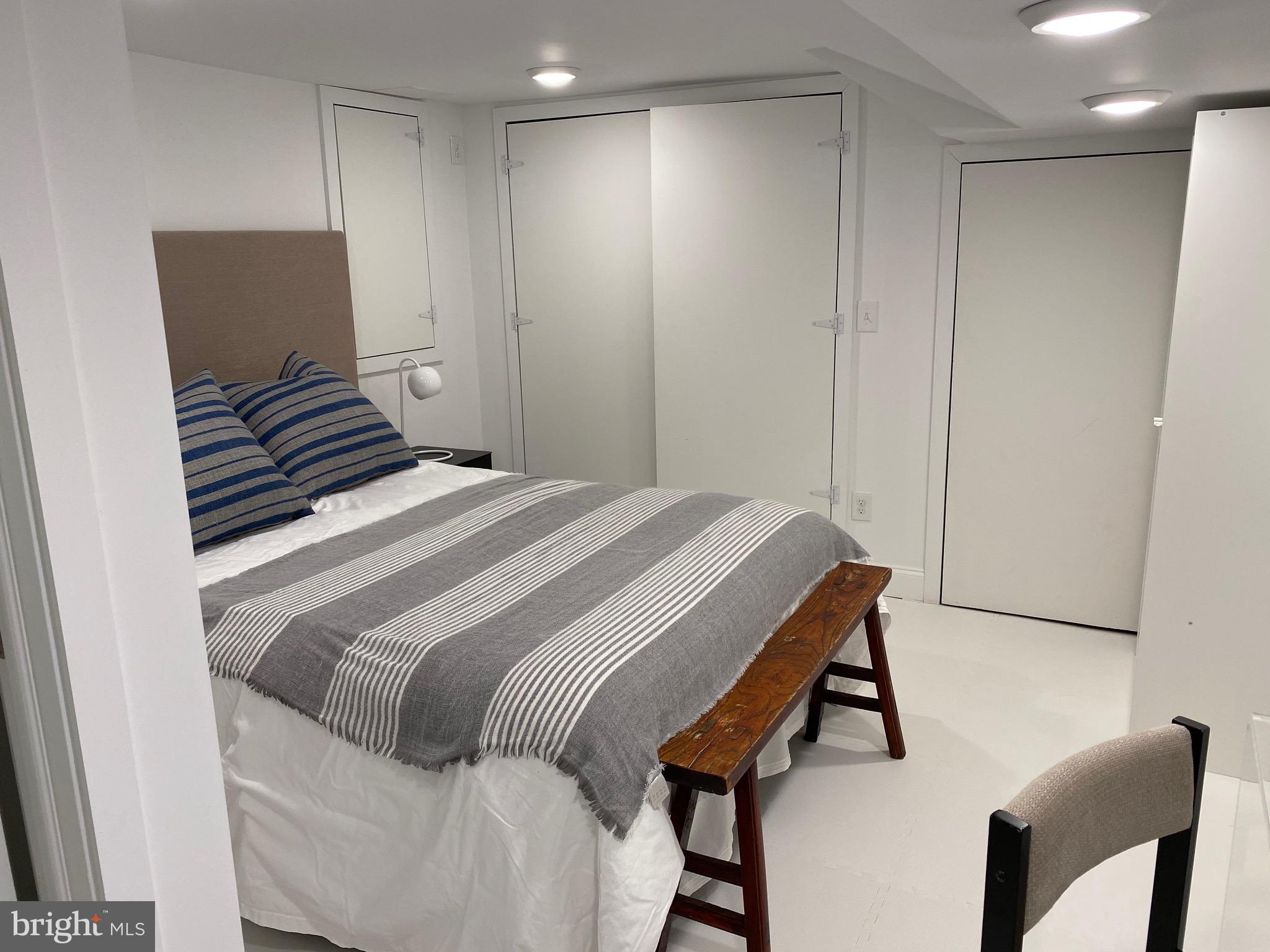 GLADWYNE - Residential