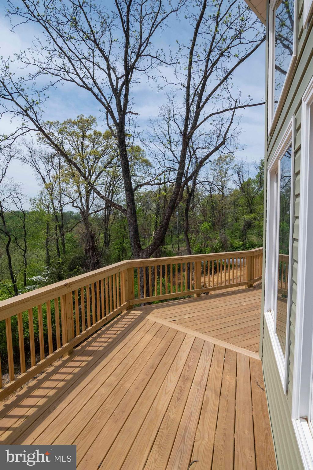 SKYLINE ESTATES - Residential