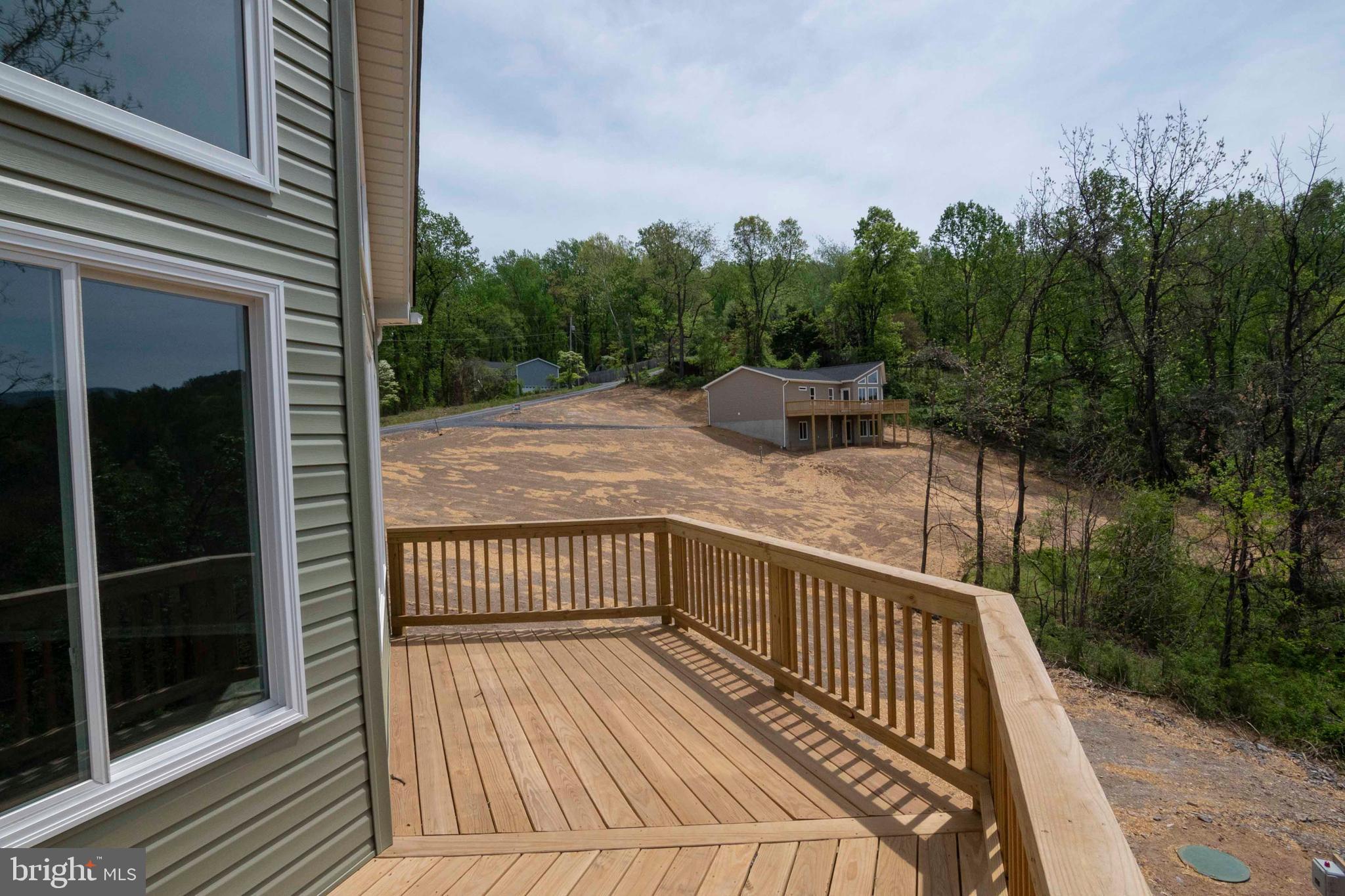 SKYLINE ESTATES - Residential