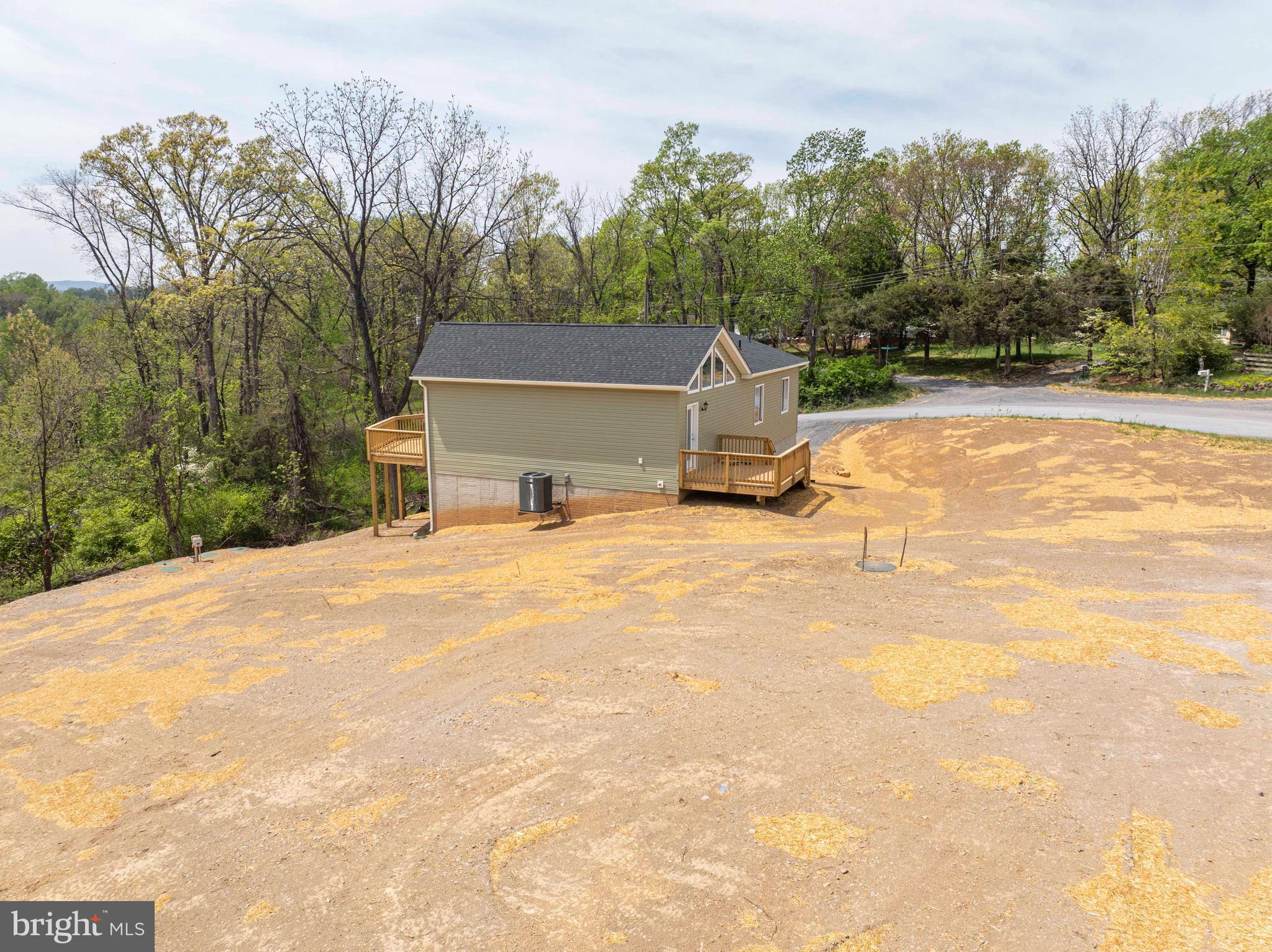 SKYLINE ESTATES - Residential