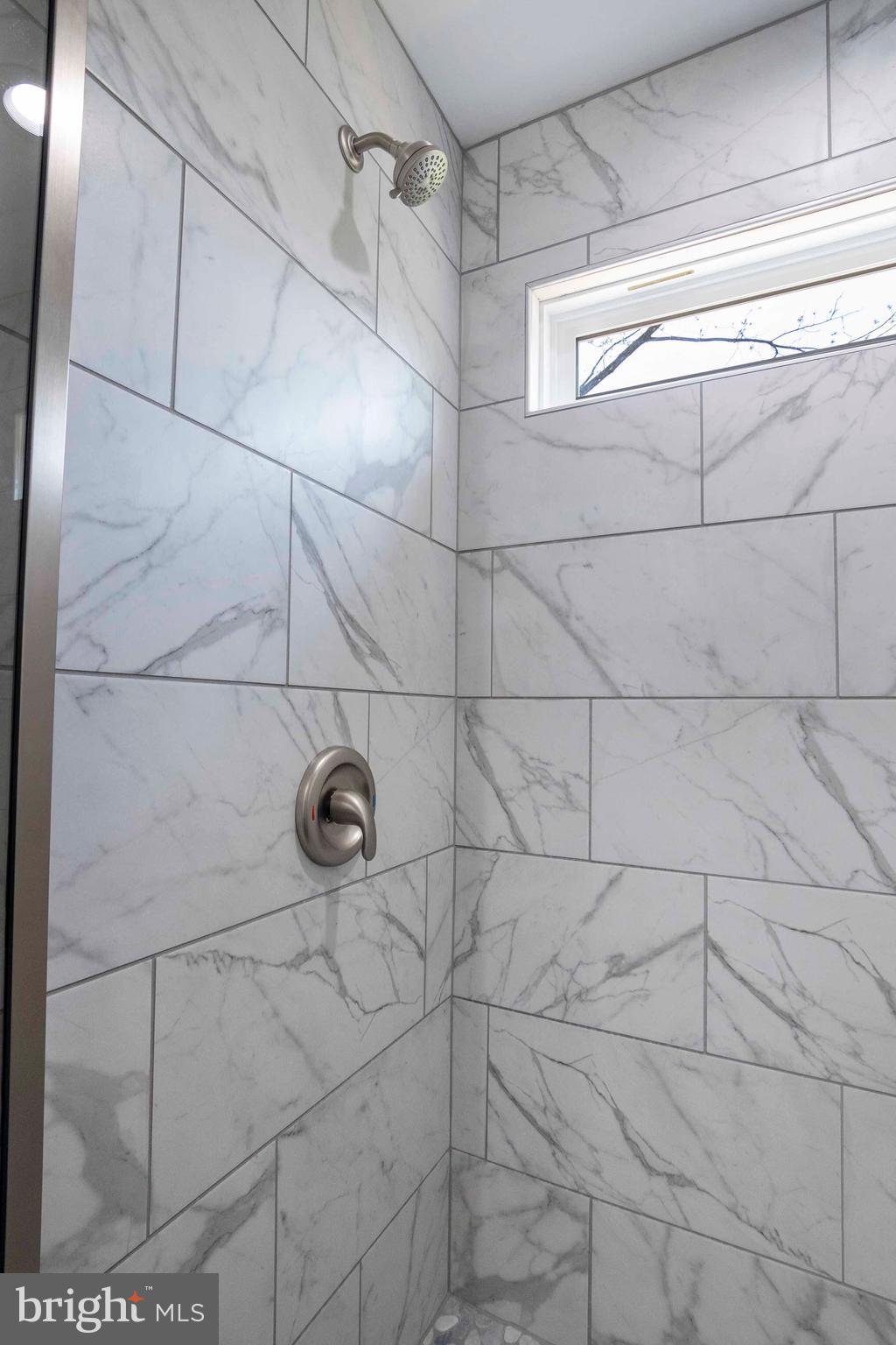 SKYLINE ESTATES - Residential