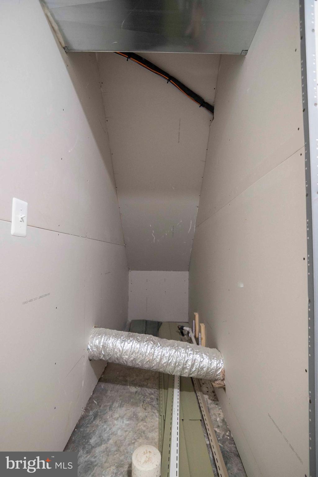 SKYLINE ESTATES - Residential