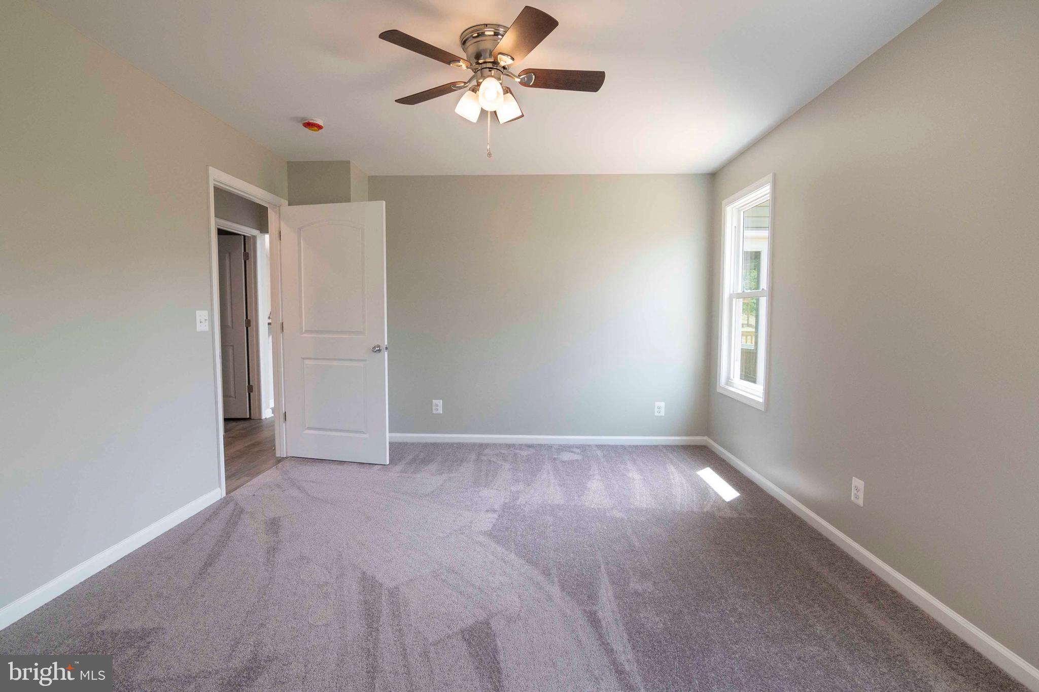 SKYLINE ESTATES - Residential