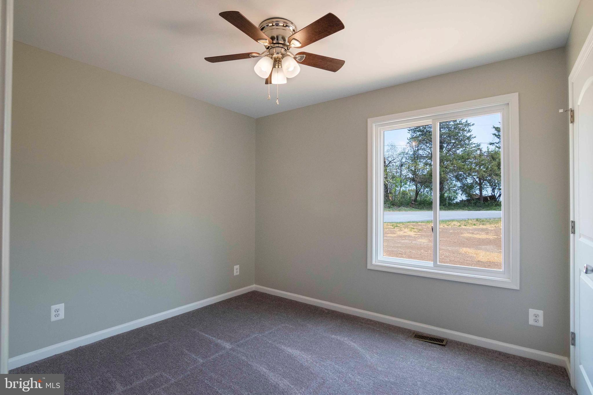 SKYLINE ESTATES - Residential