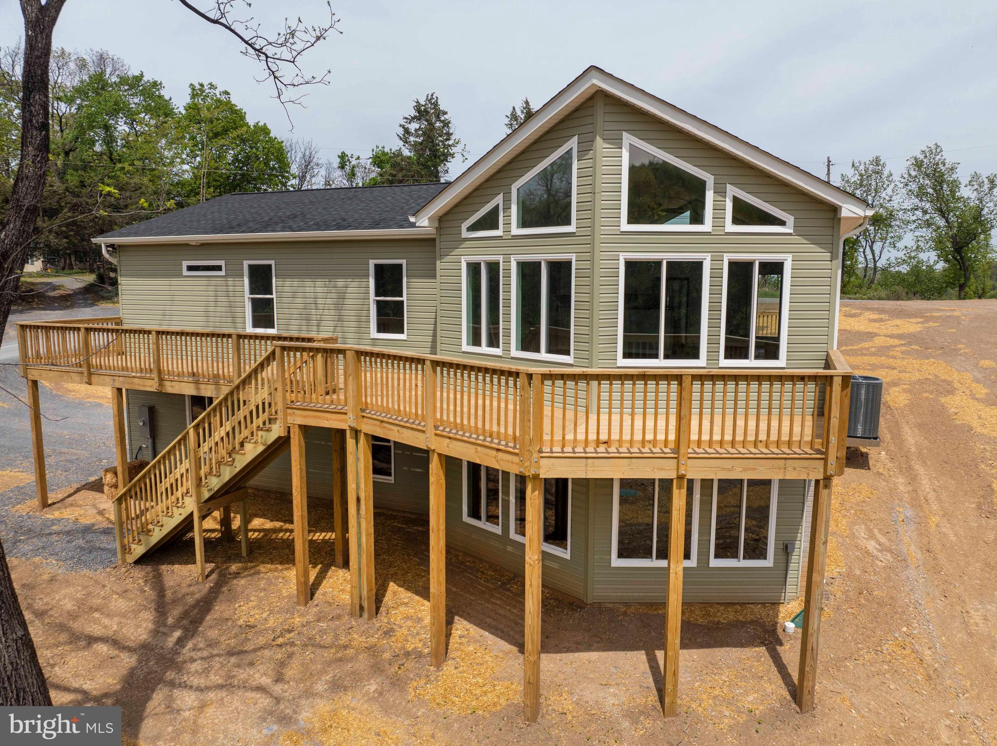 SKYLINE ESTATES - Residential