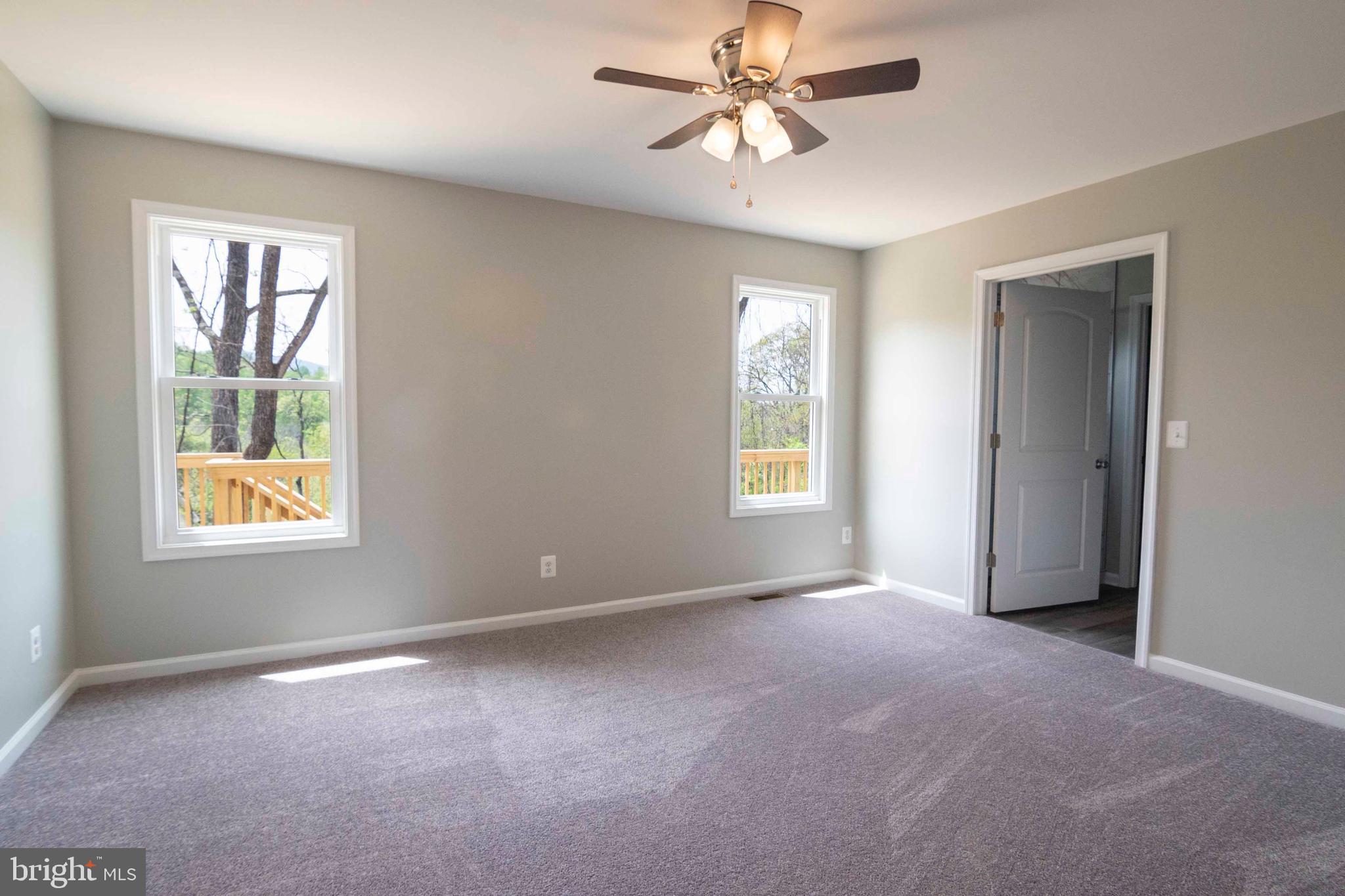 SKYLINE ESTATES - Residential