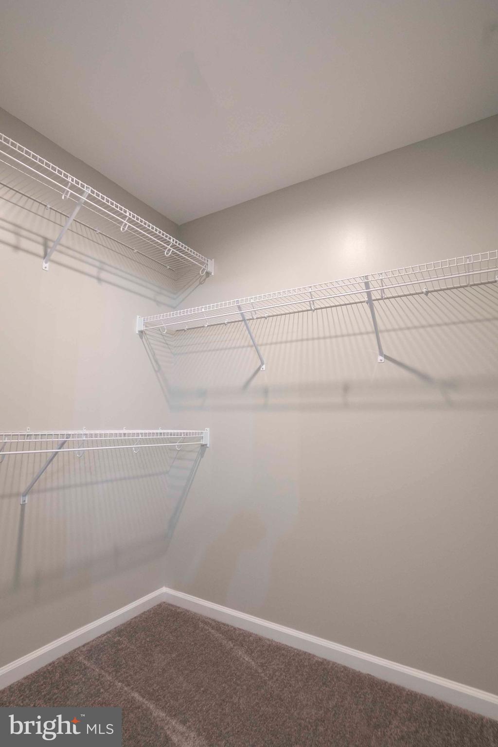 SKYLINE ESTATES - Residential