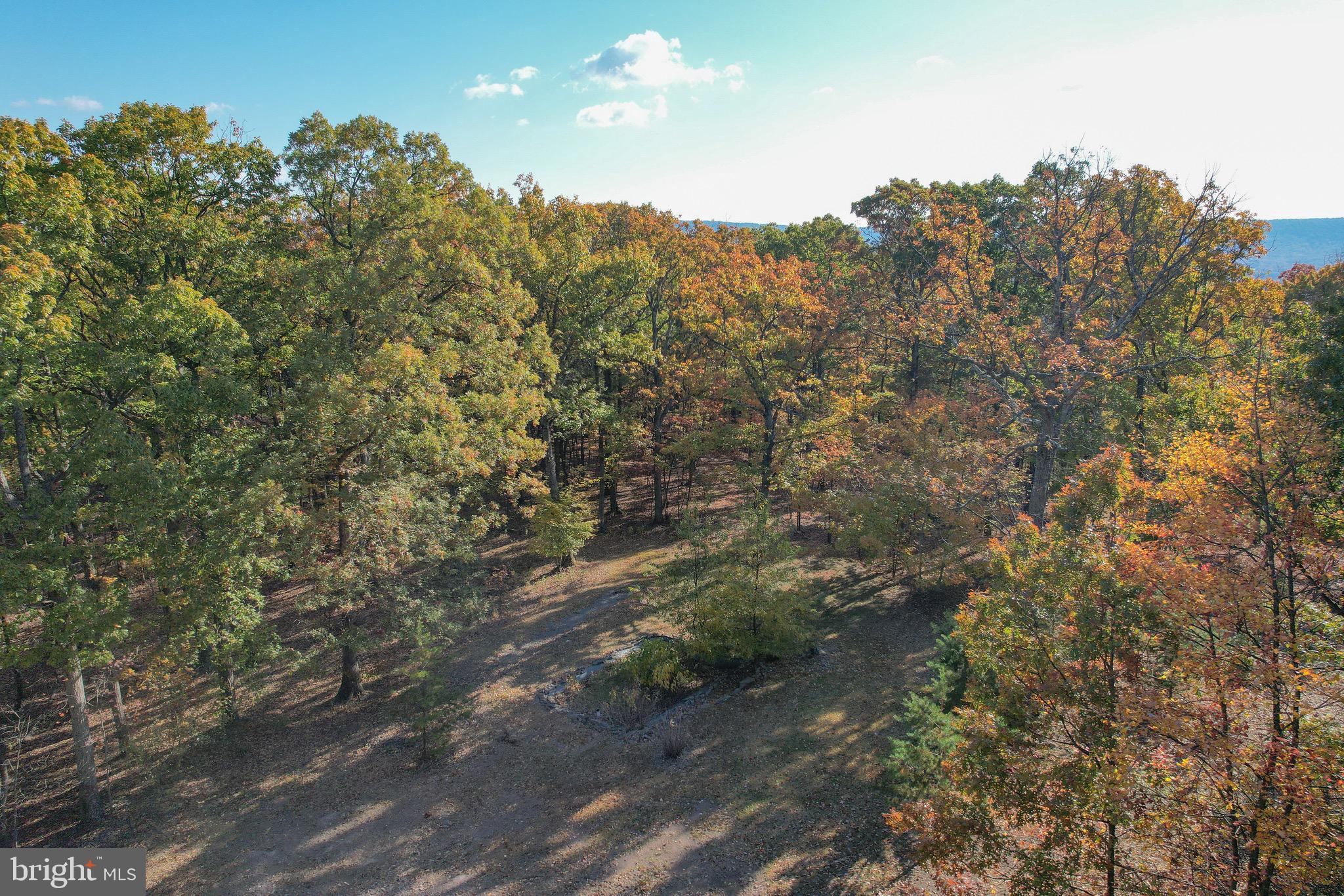 SLEEPY WOODS - Residential