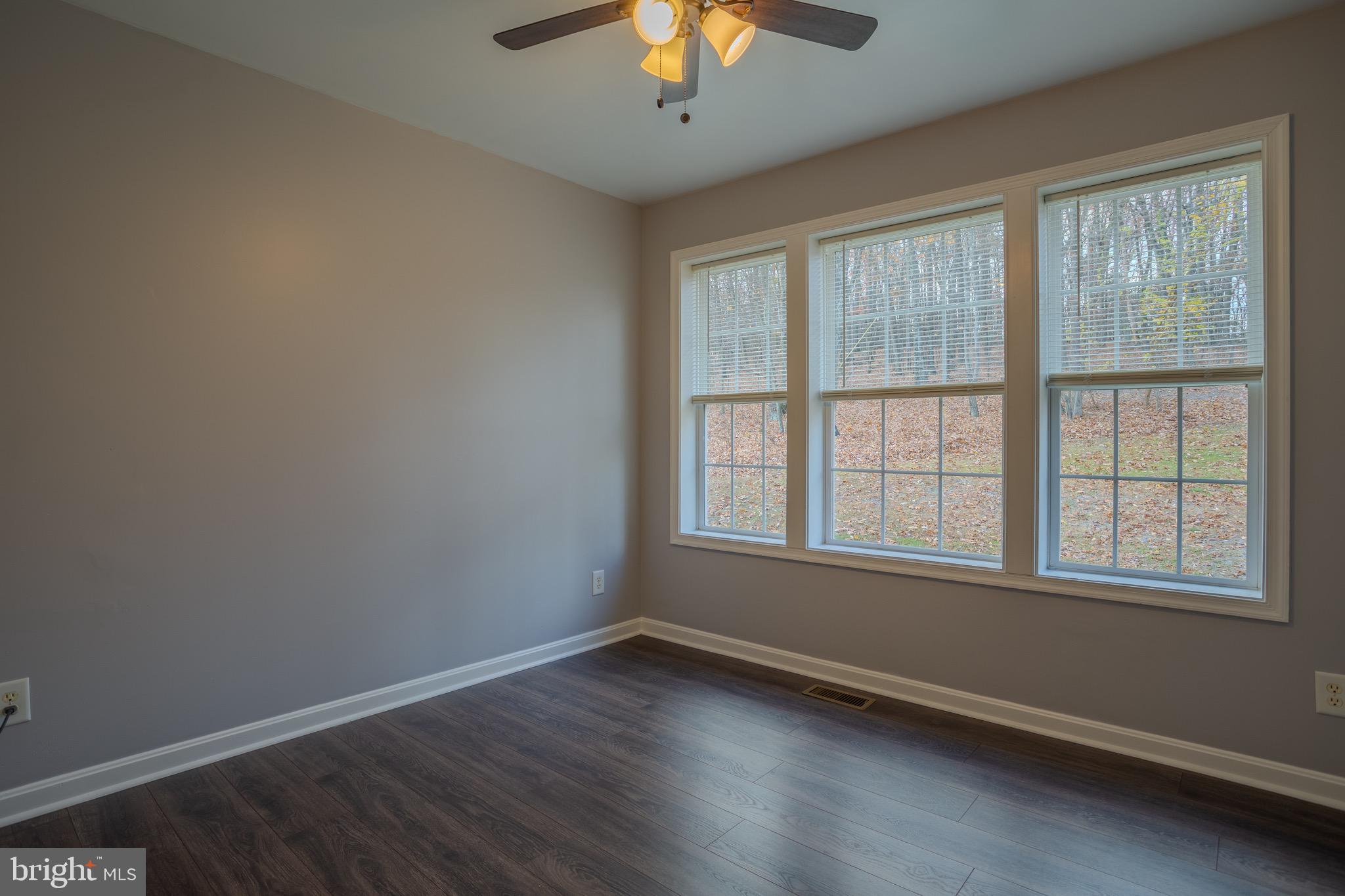 SLEEPY WOODS - Residential