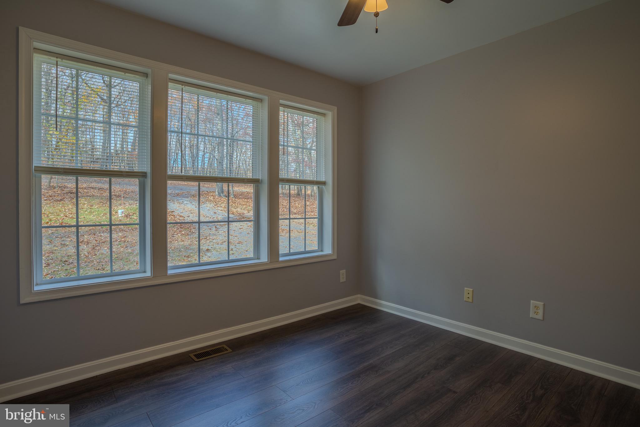 SLEEPY WOODS - Residential