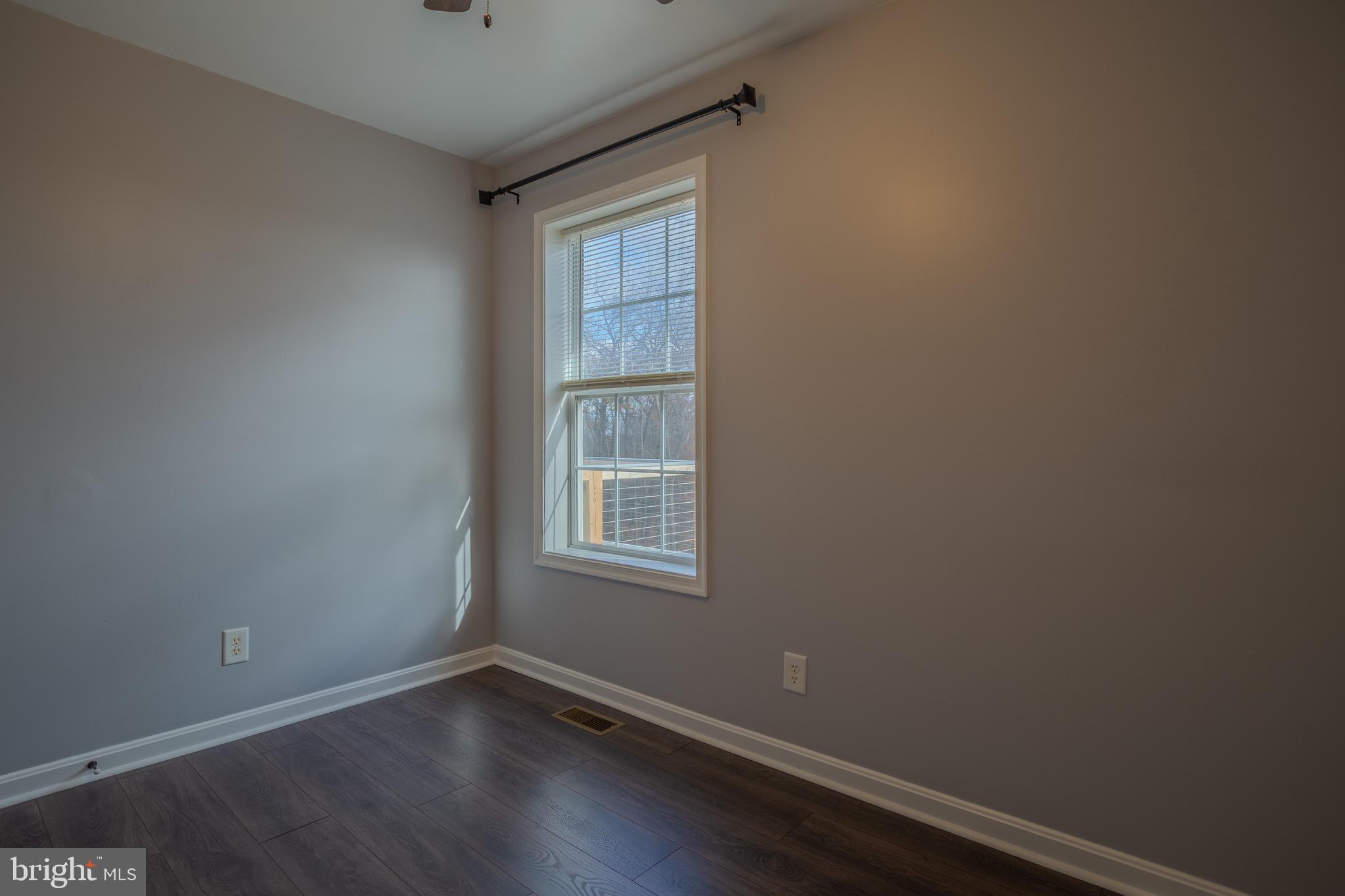 SLEEPY WOODS - Residential