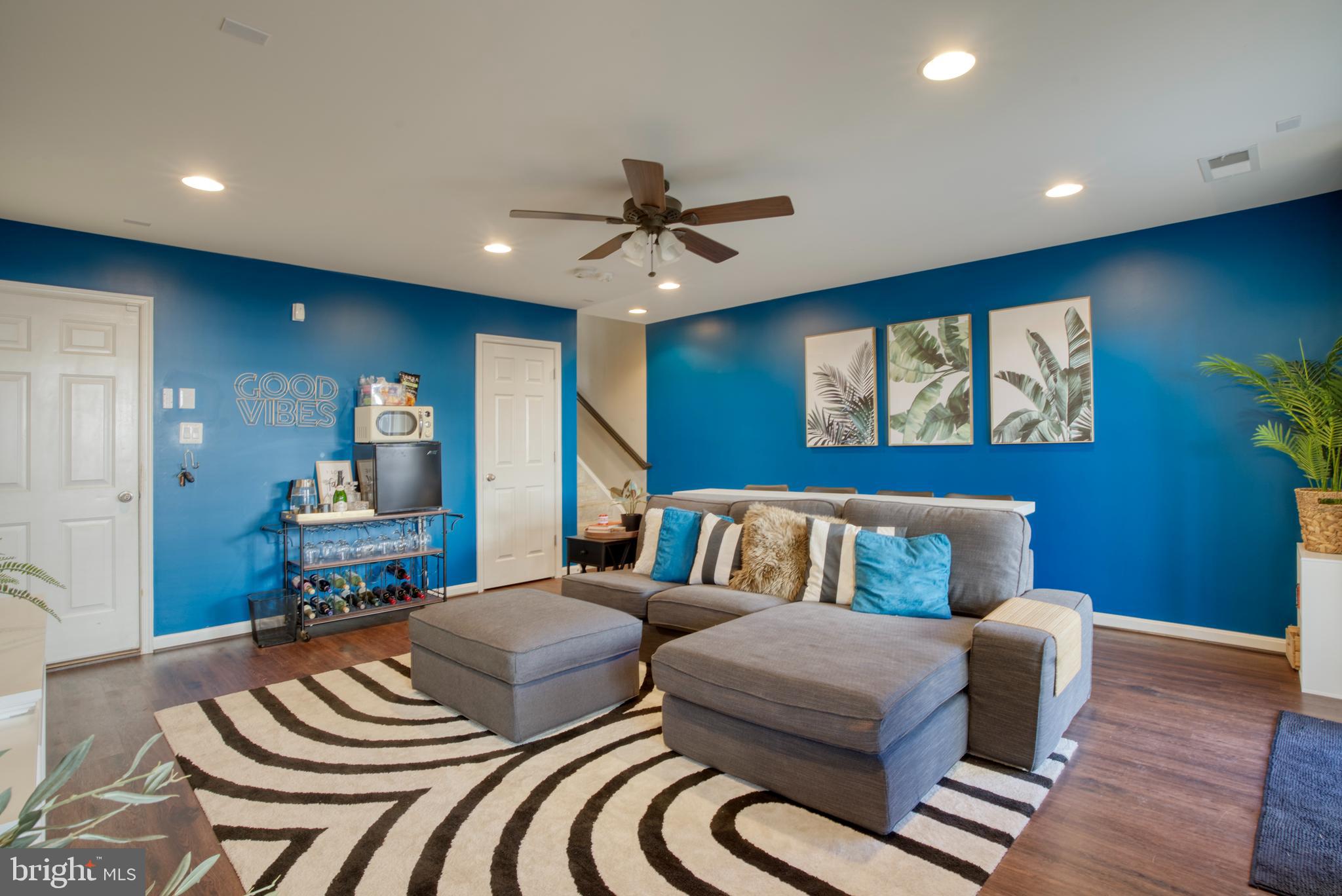 VILLAGES OF WELLINGTON - Residential Lease