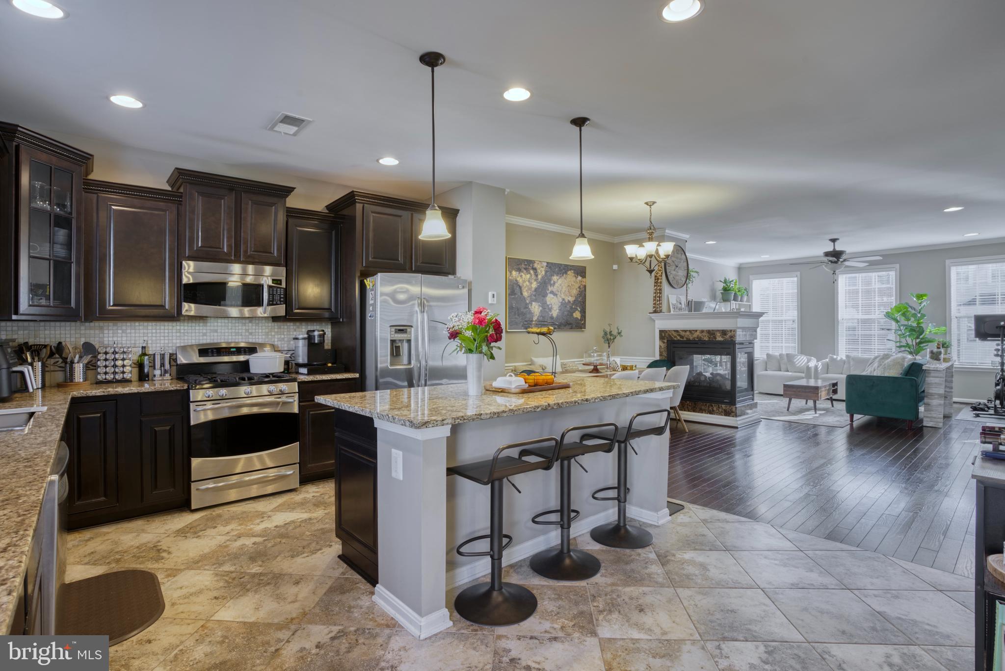 VILLAGES OF WELLINGTON - Residential Lease