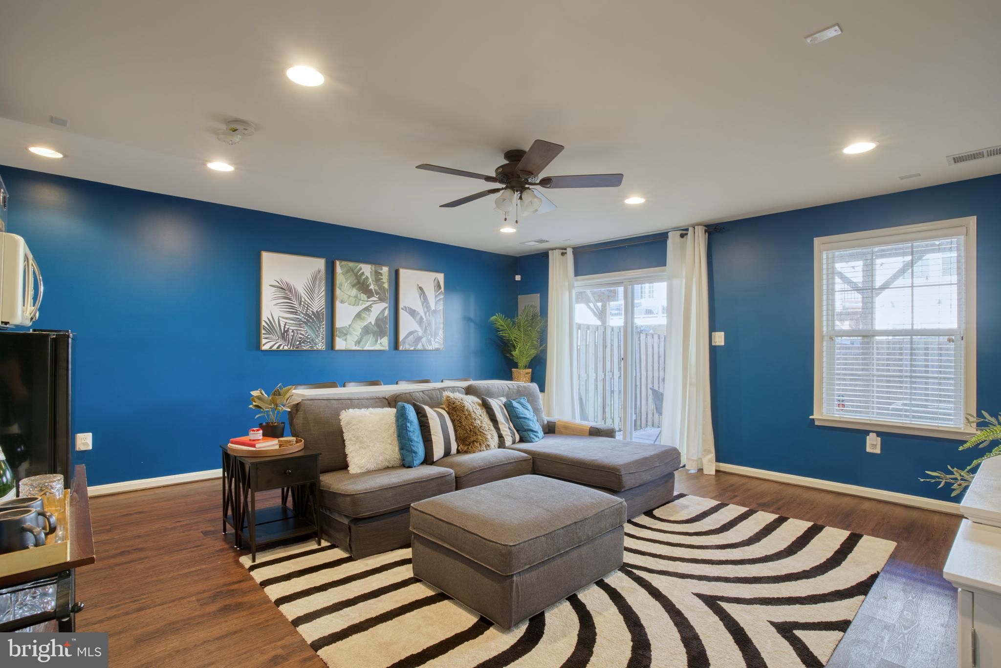 VILLAGES OF WELLINGTON - Residential Lease