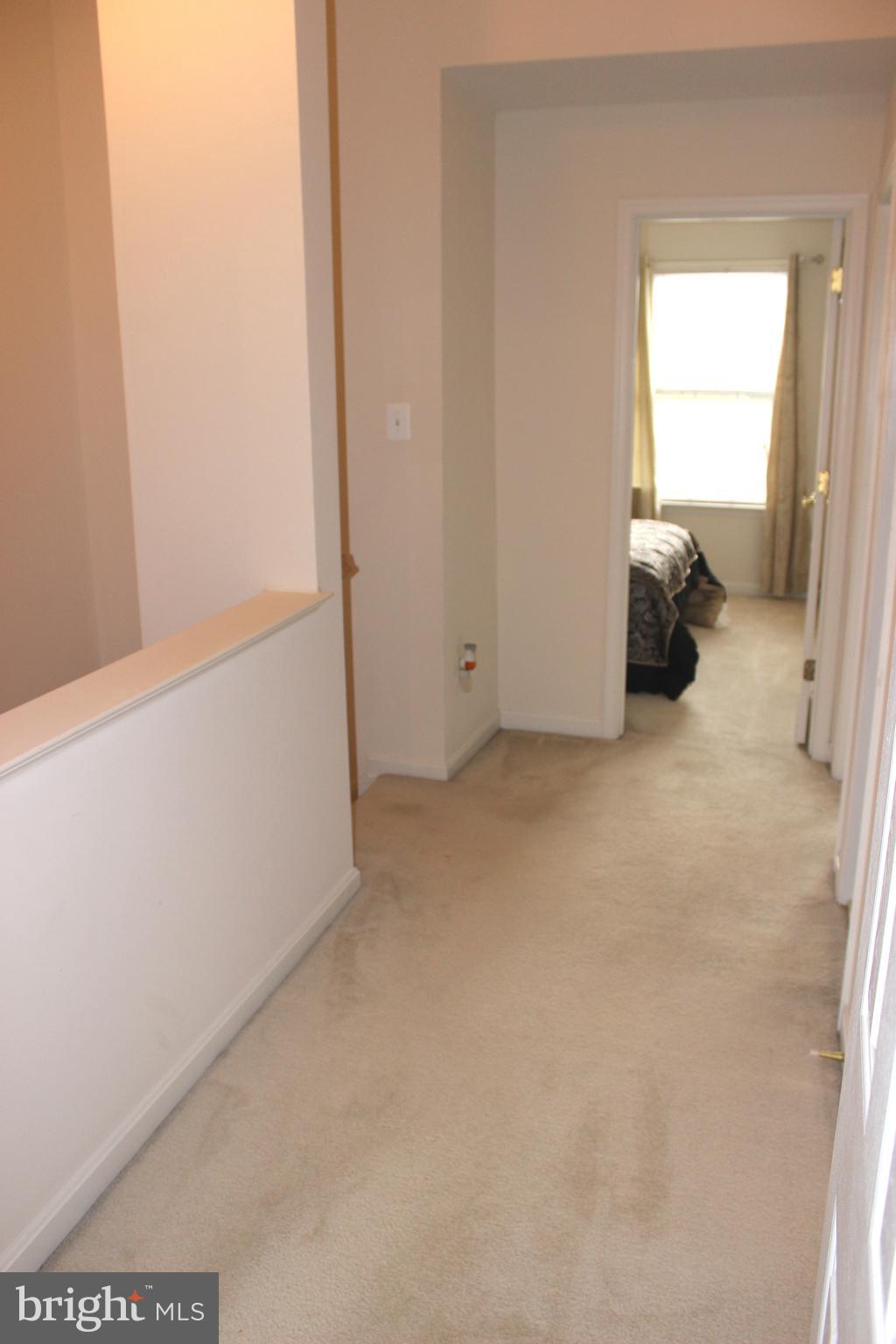 SIGNATURE AT BROADLANDS - Residential Lease