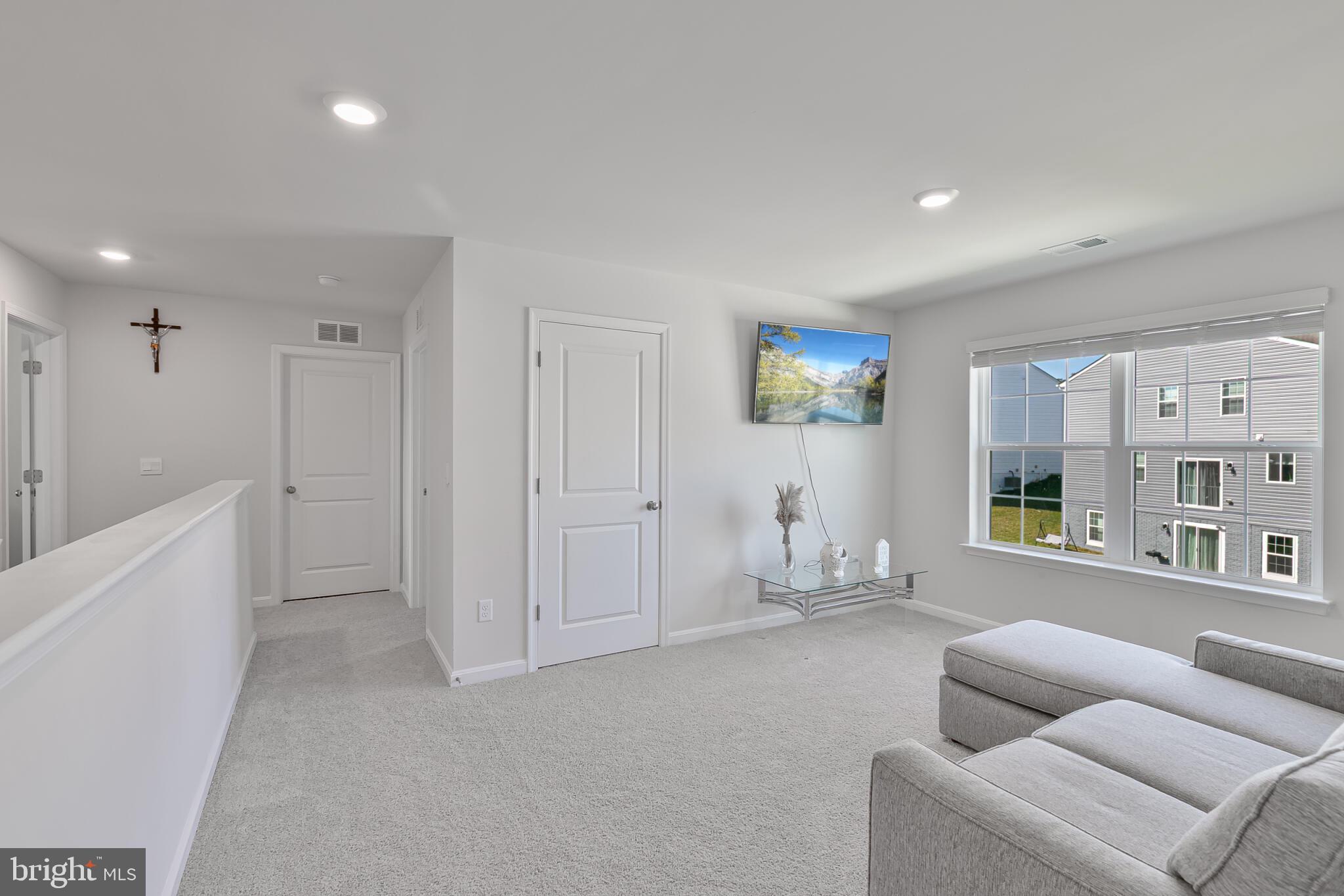 MAGNOLIA SPRINGS - Residential Lease