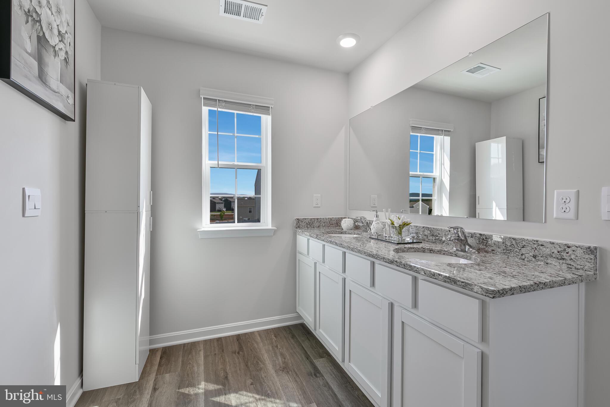 MAGNOLIA SPRINGS - Residential Lease