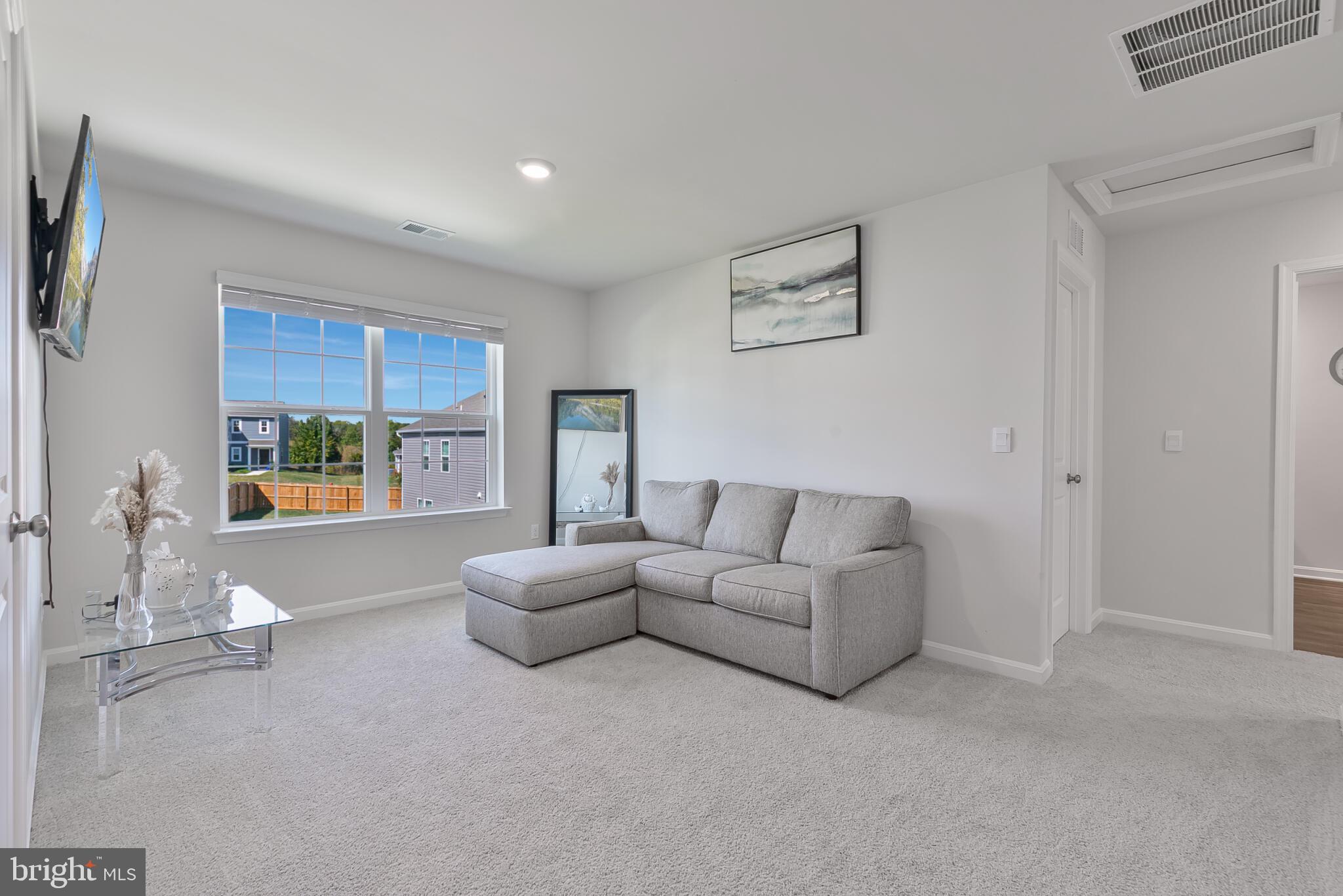 MAGNOLIA SPRINGS - Residential Lease