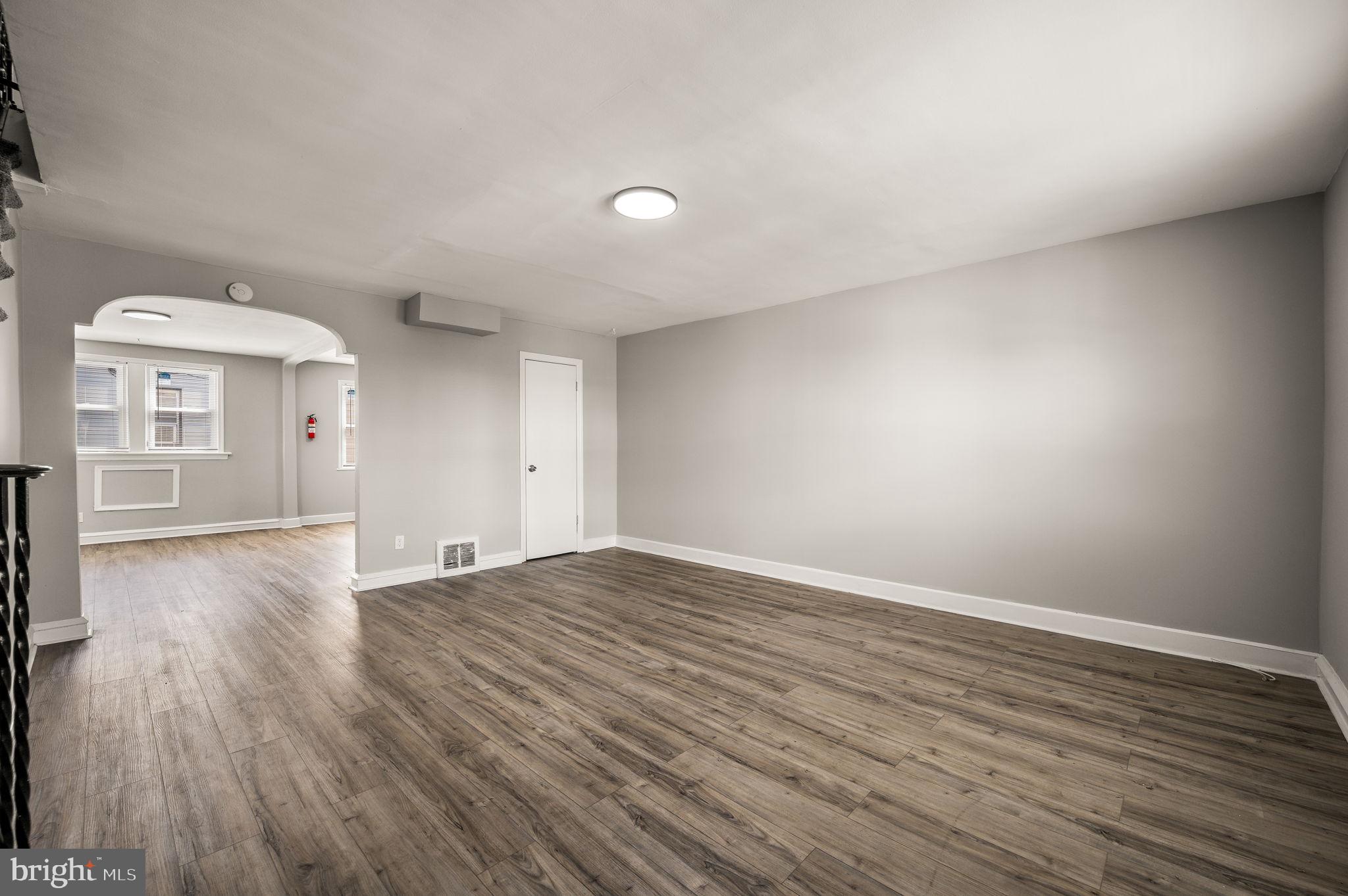 LAWNCREST - Residential