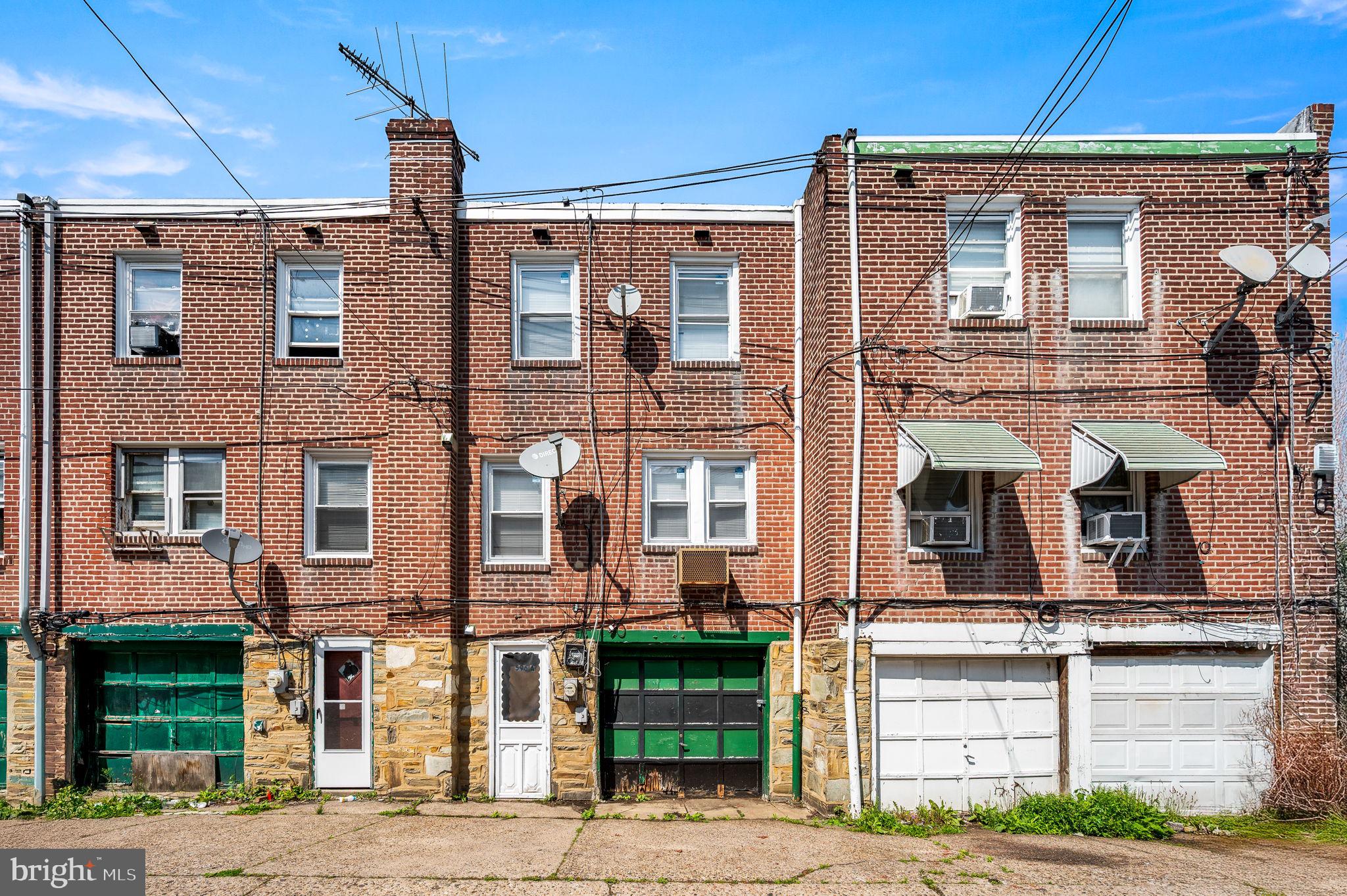 LAWNCREST - Residential