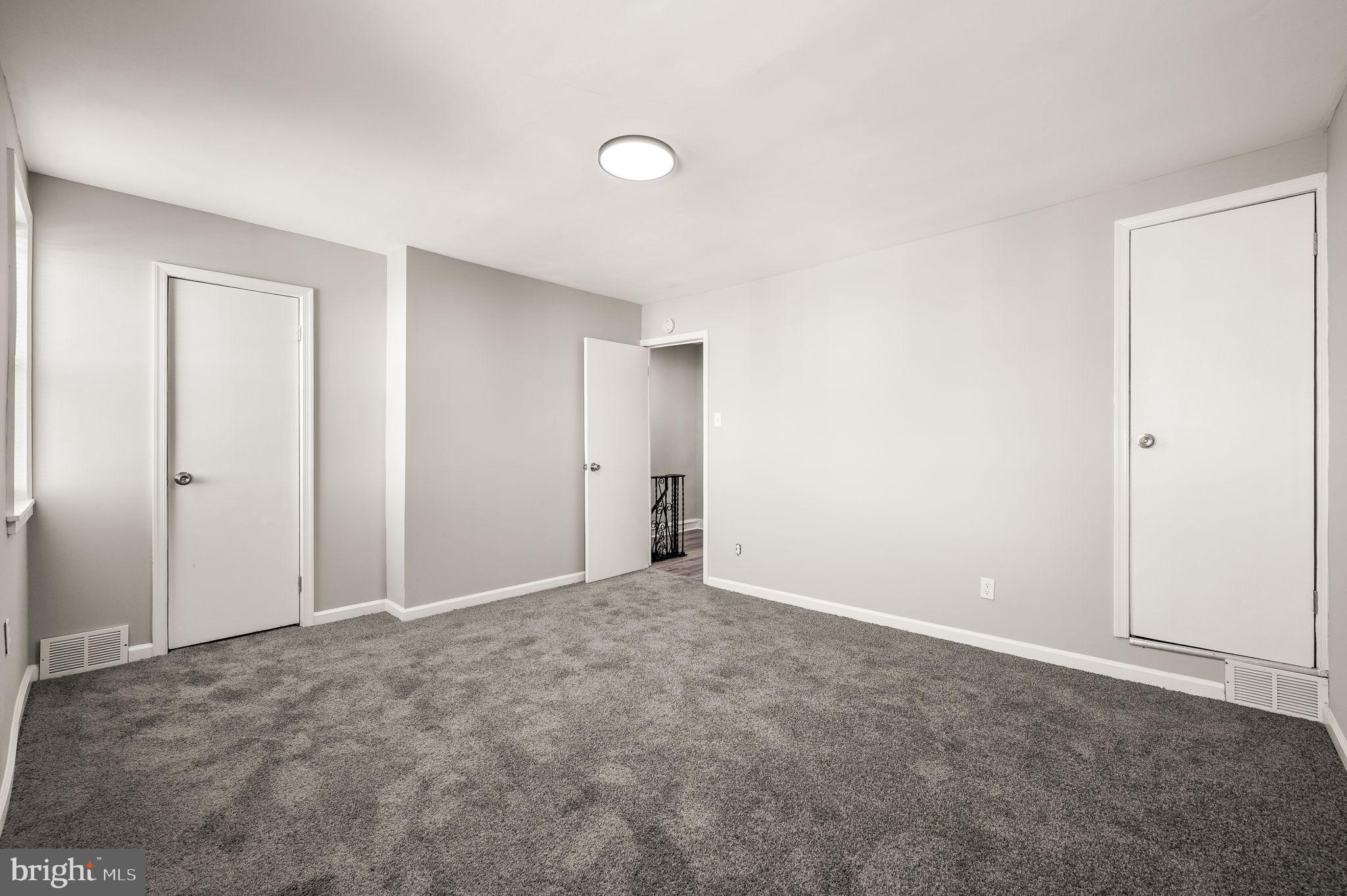 LAWNCREST - Residential