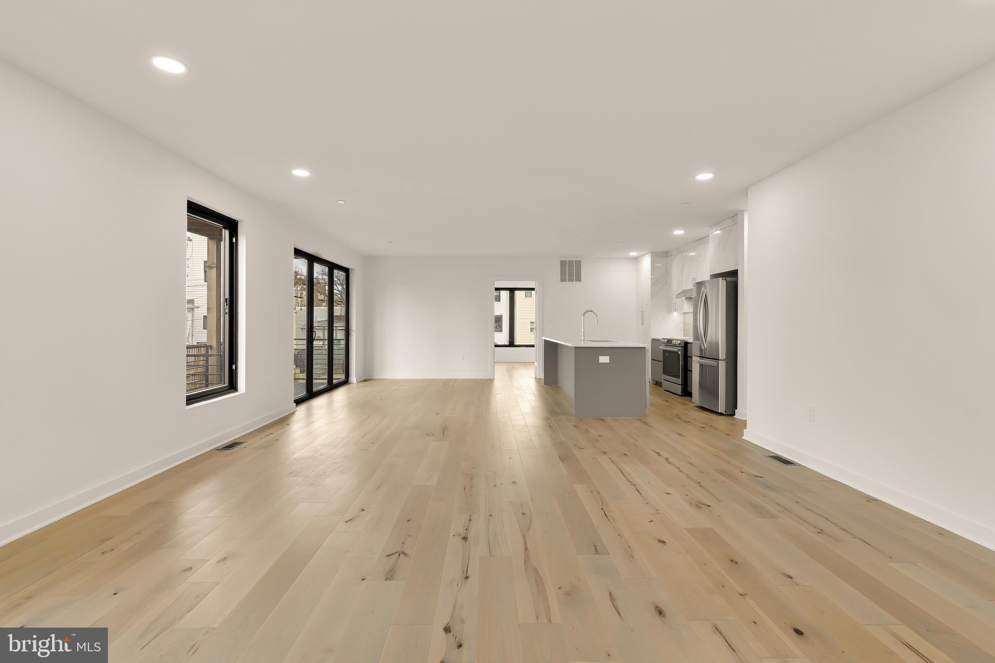 641 QUEBEC PLACE NW 1