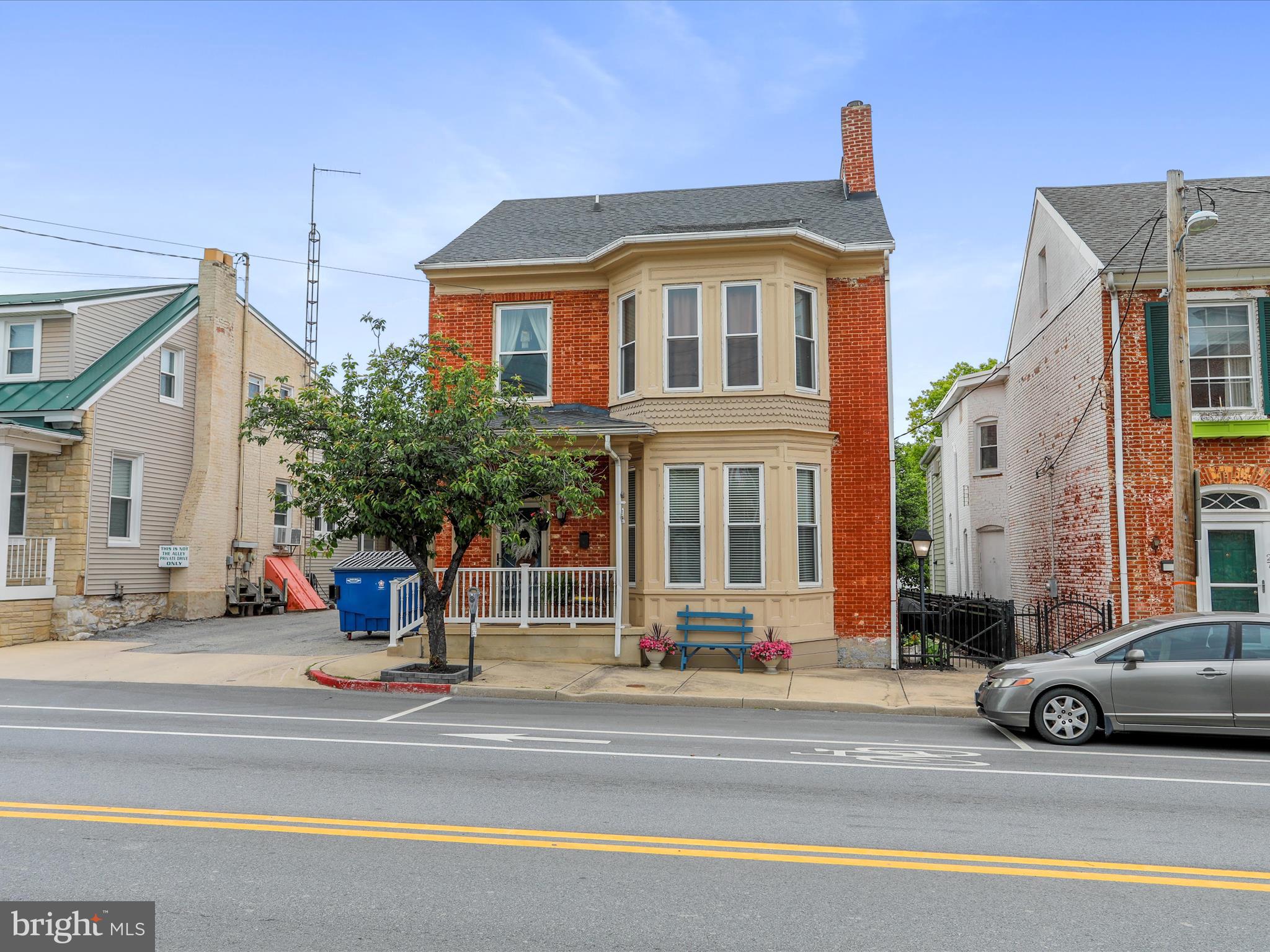 25 E POTOMAC STREET