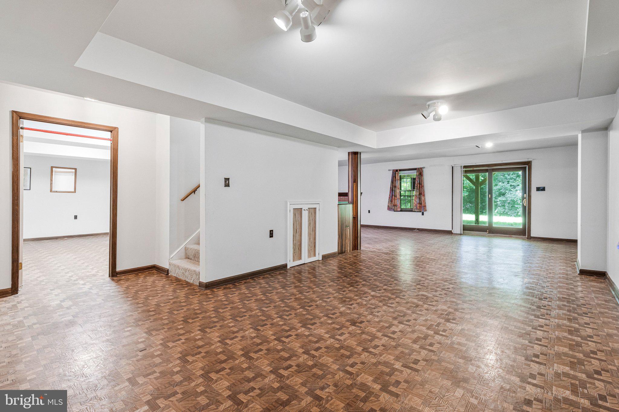 WEXFORD SOUTH - Residential