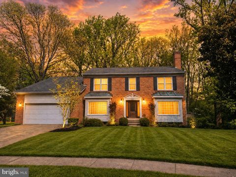 Photo of 1750 Wexford Way, VIENNA, VA 22182 (MLS # VAFX2309674)