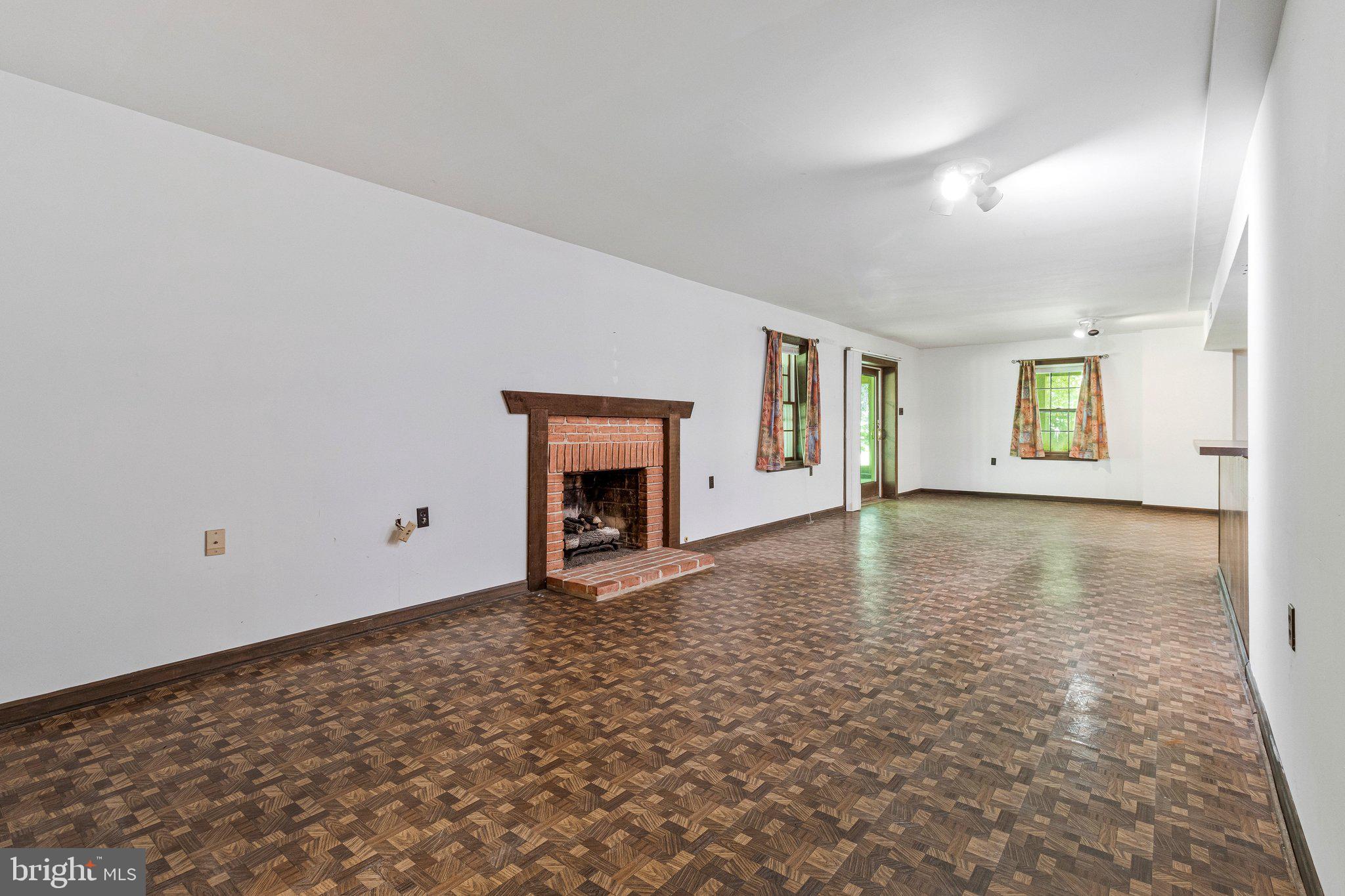 WEXFORD SOUTH - Residential