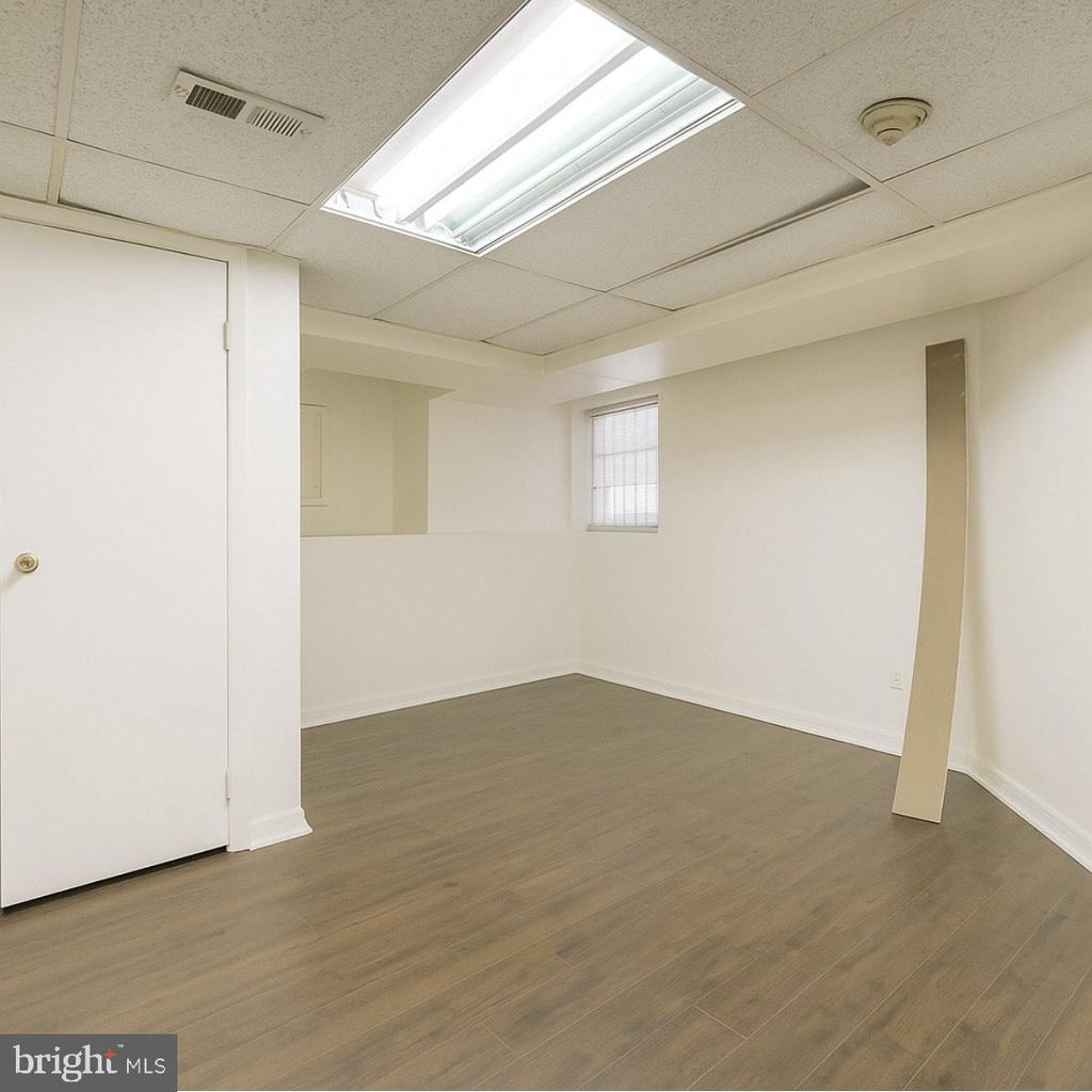 Photo of 721 Sansom Street #1A, PHILADELPHIA, PA 19106 (MLS # PAPH2522690)