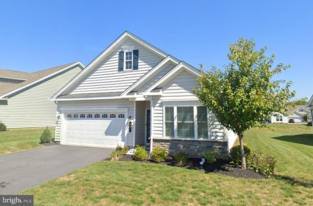 Photo of 852 Founders Way, EAST PETERSBURG, PA 17520 (MLS # PALA2083306)