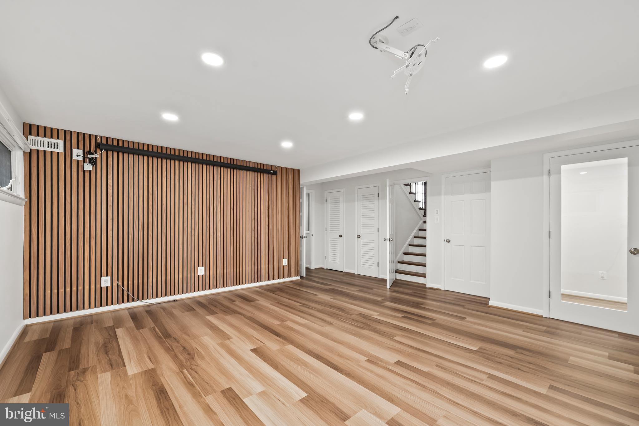 POTOMAC HILLS - Residential