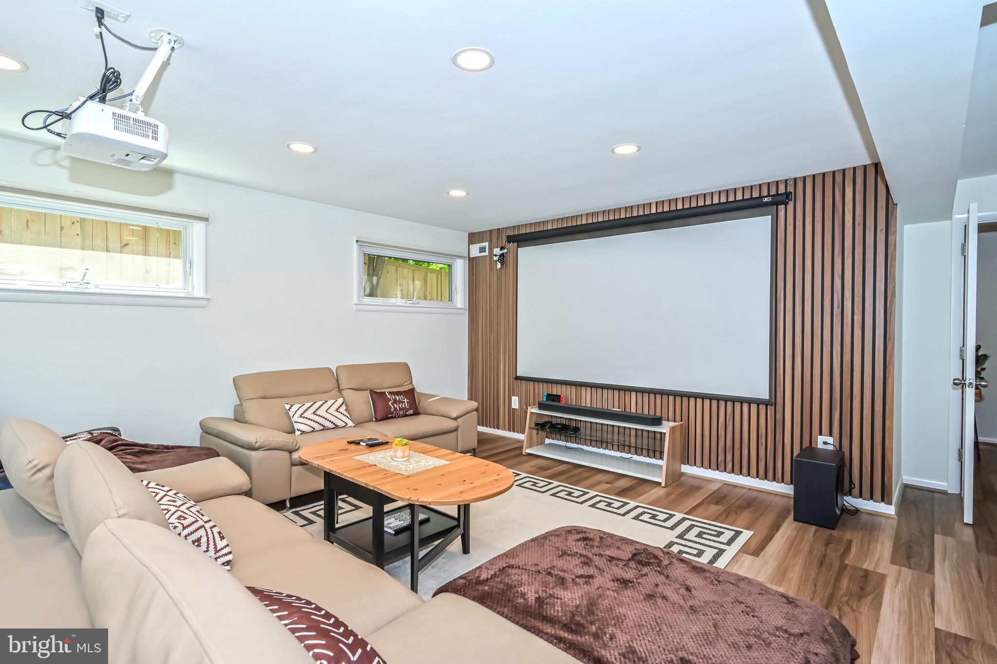 POTOMAC HILLS - Residential