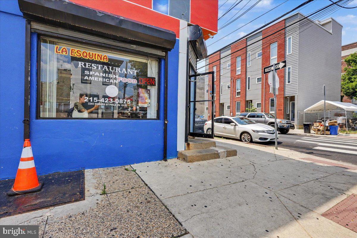 2263 - 2265 N HOWARD STREET