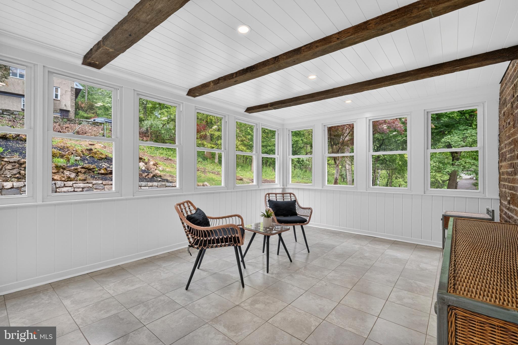 NEWTOWN SQ - Residential